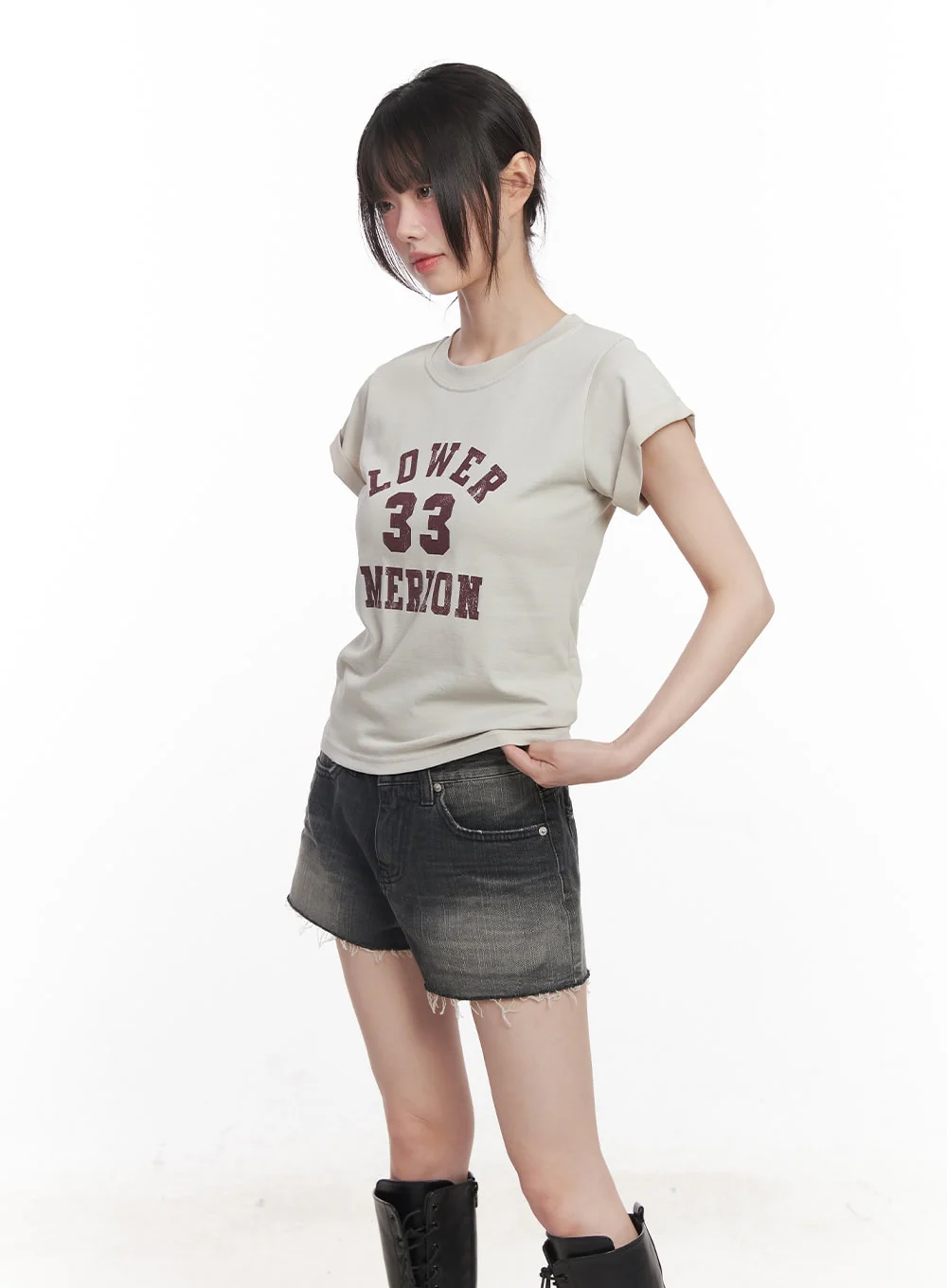 "33" Graphic Cropped Tee CY521 - Image 5