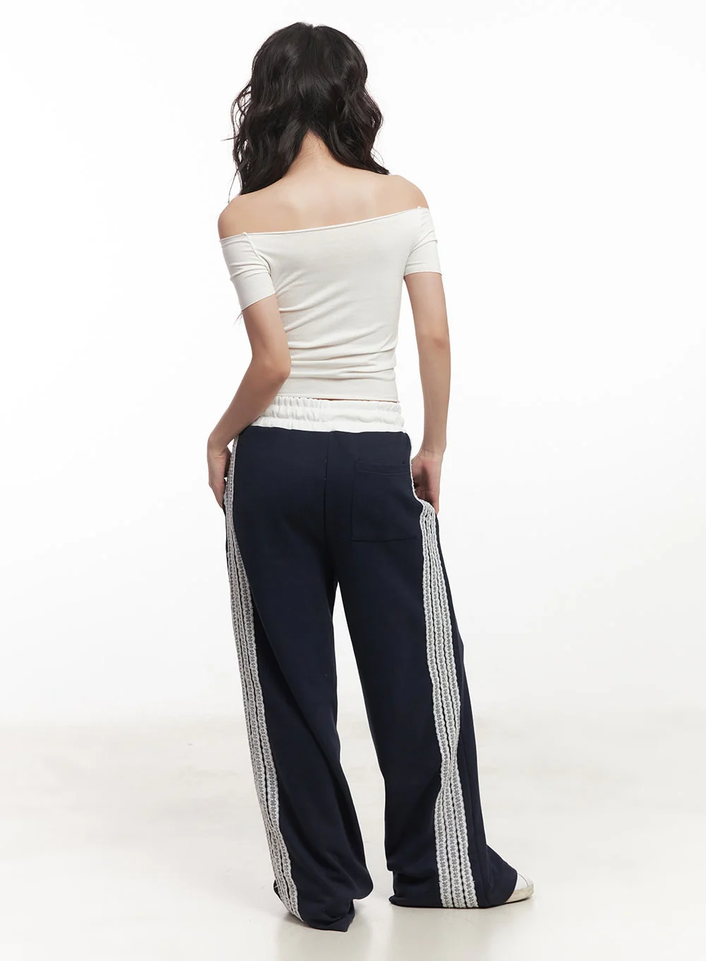 Angel Lace Wide-Leg Trackpants CA521 - Image 8
