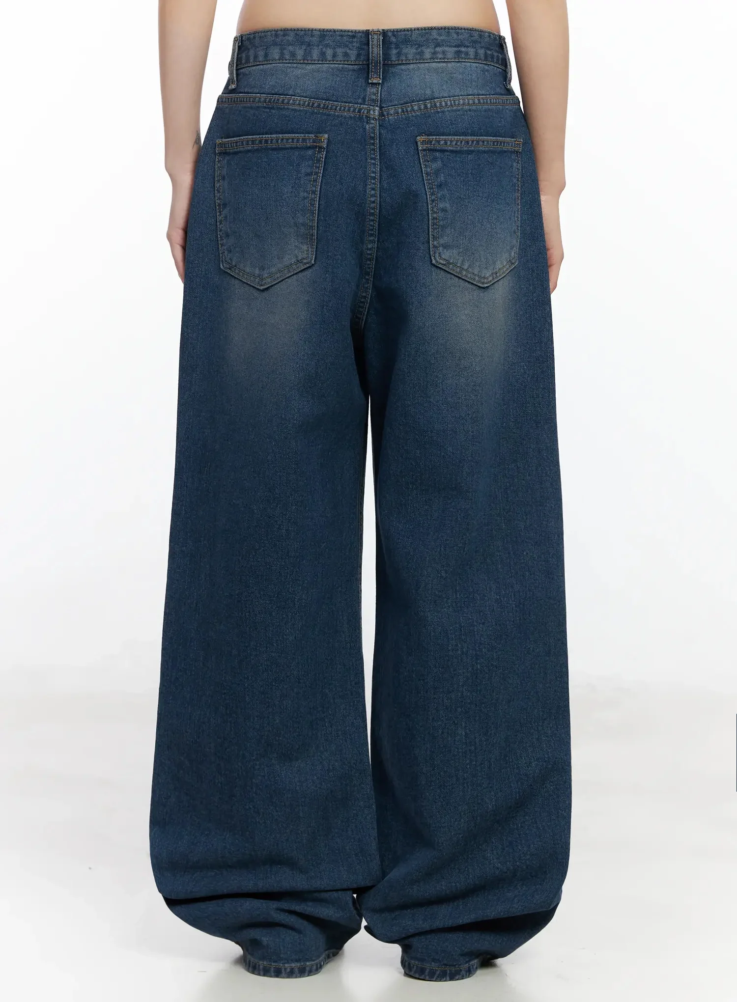 Annika Low-Rise Baggy Jeans F517 - Image 12