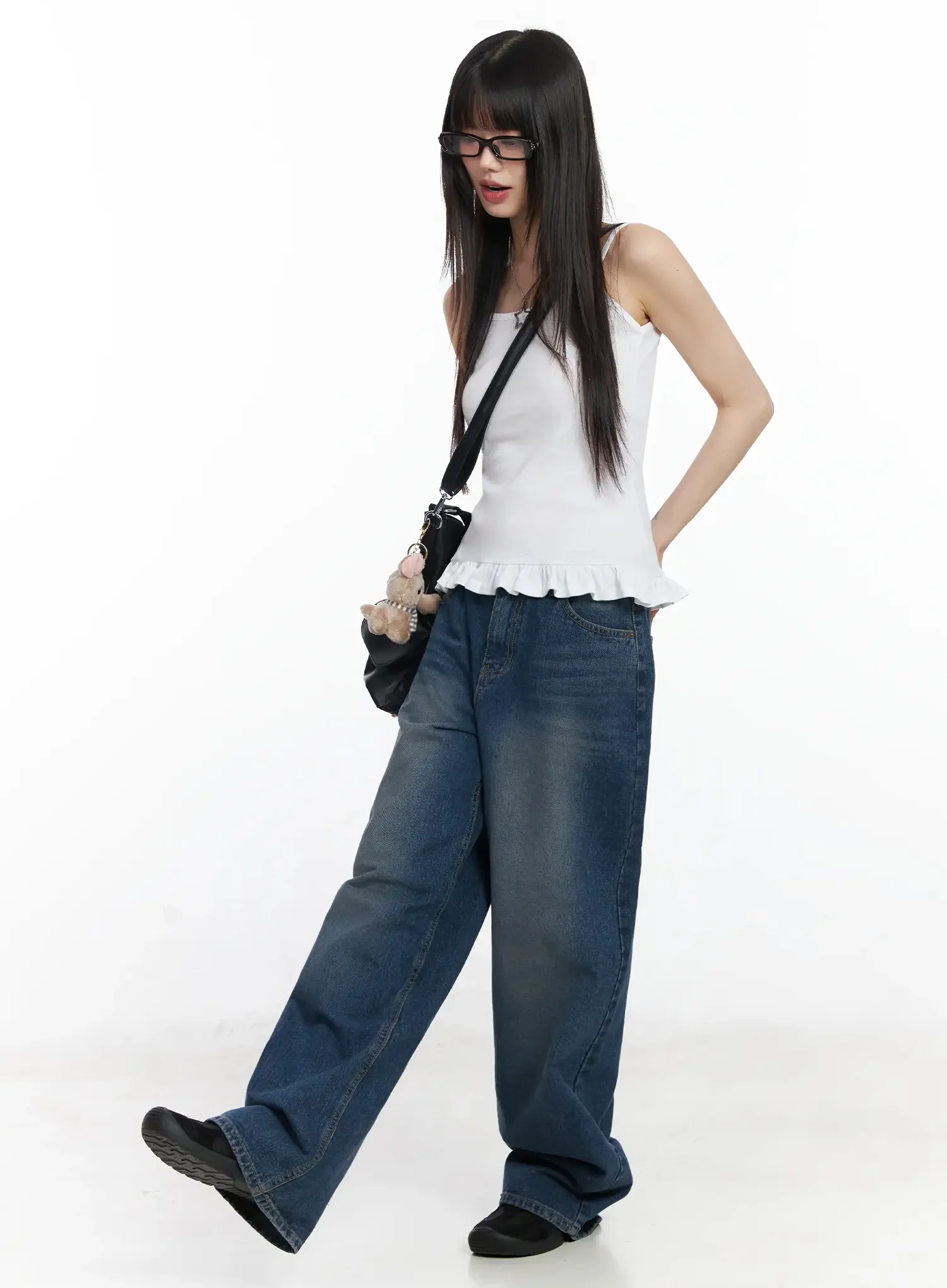 Annika Low-Rise Baggy Jeans F517 - Image 2