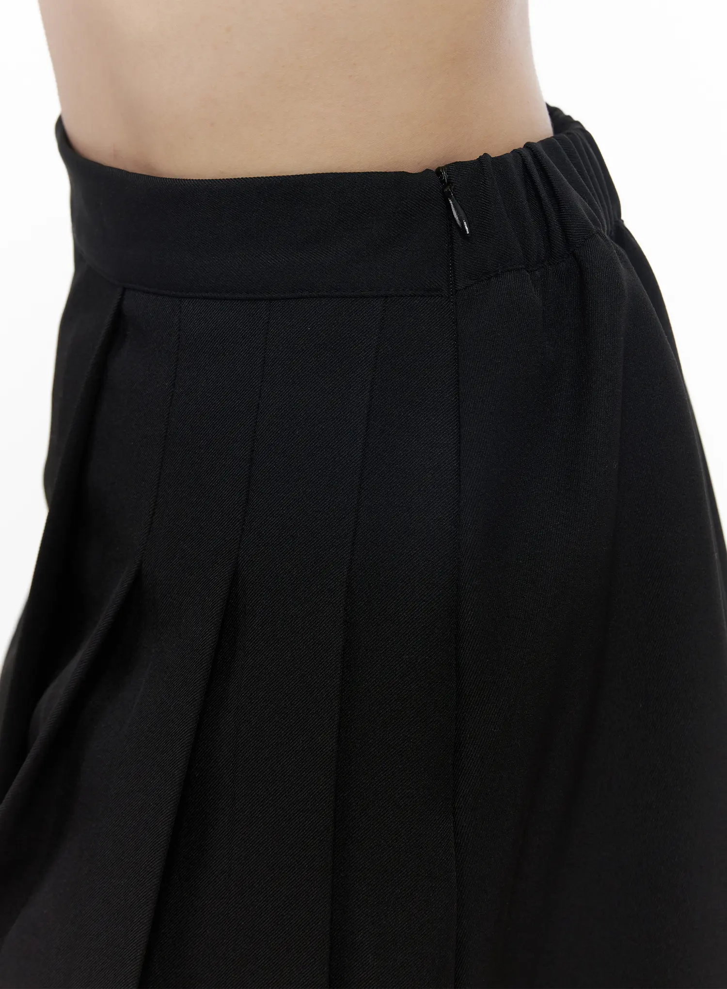 Asymmetric Pleated Mini Skirt CM513 - Image 9