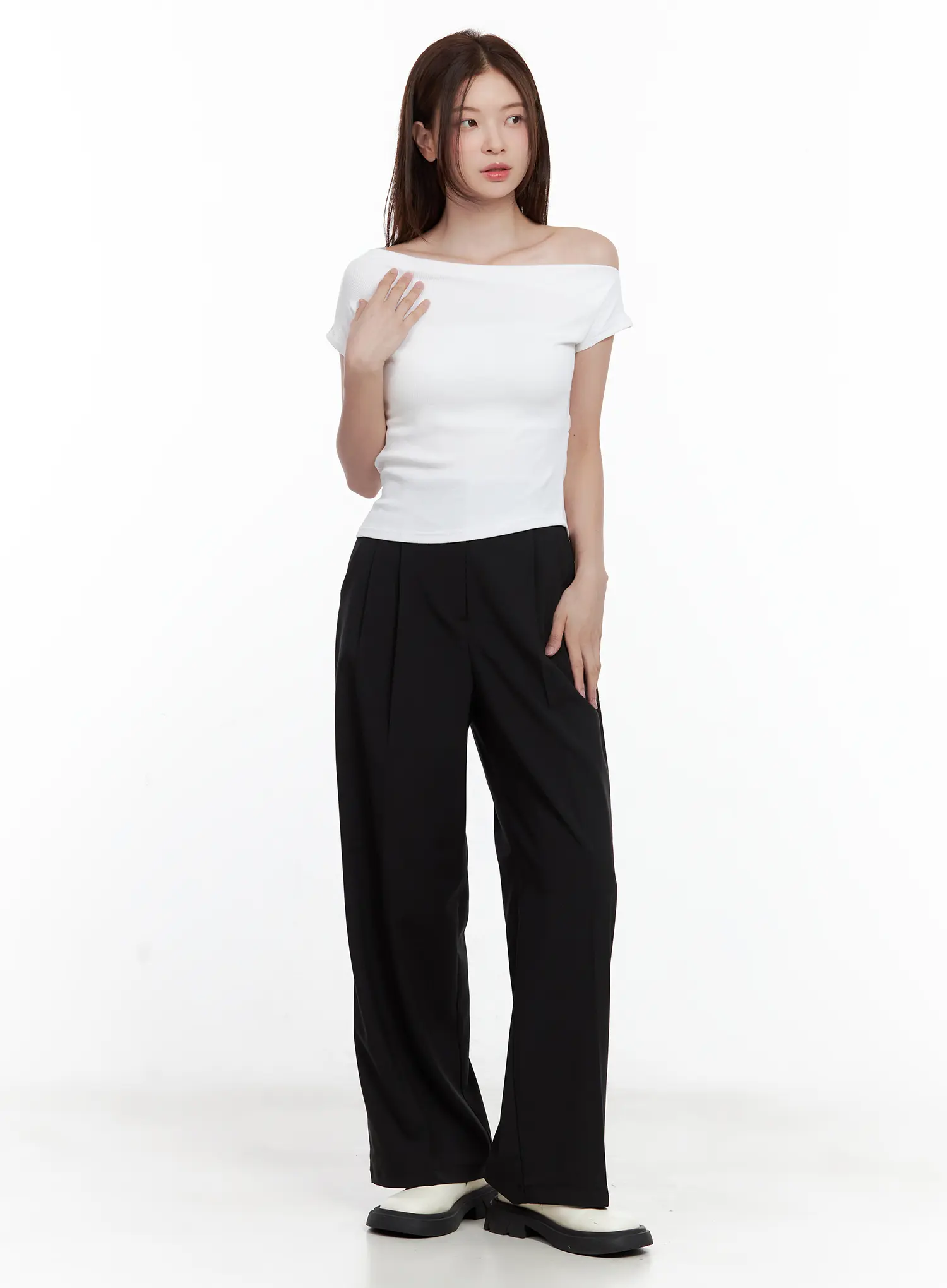 Asymmetrical Off-Shoulder Short-Sleeve Top CL502 - Image 3