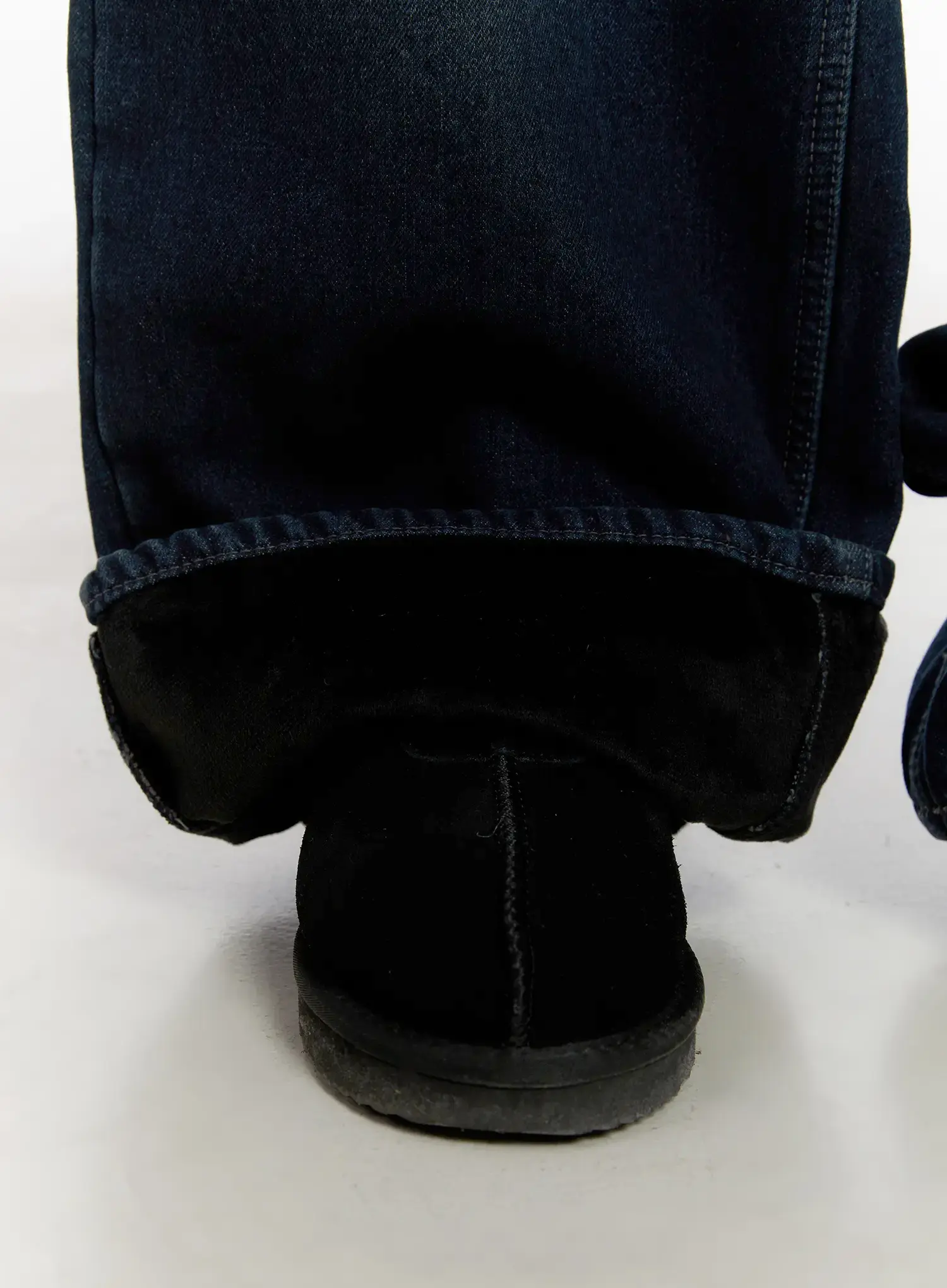 Auro Fleece-lined Wide Leg Jeans CN527 - Image 3