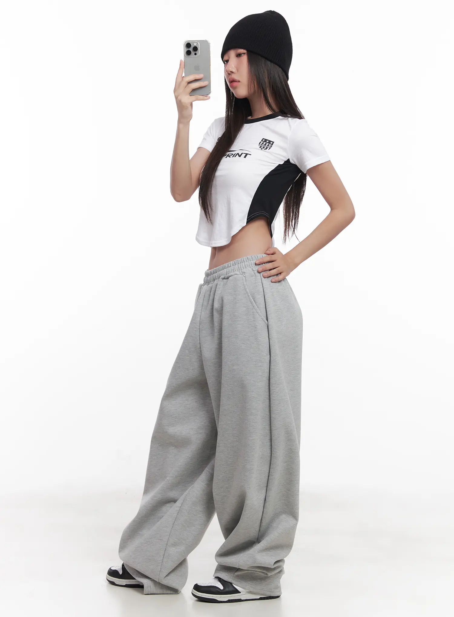 Basic Wide-Fit Sweatpants CU517 - Image 2