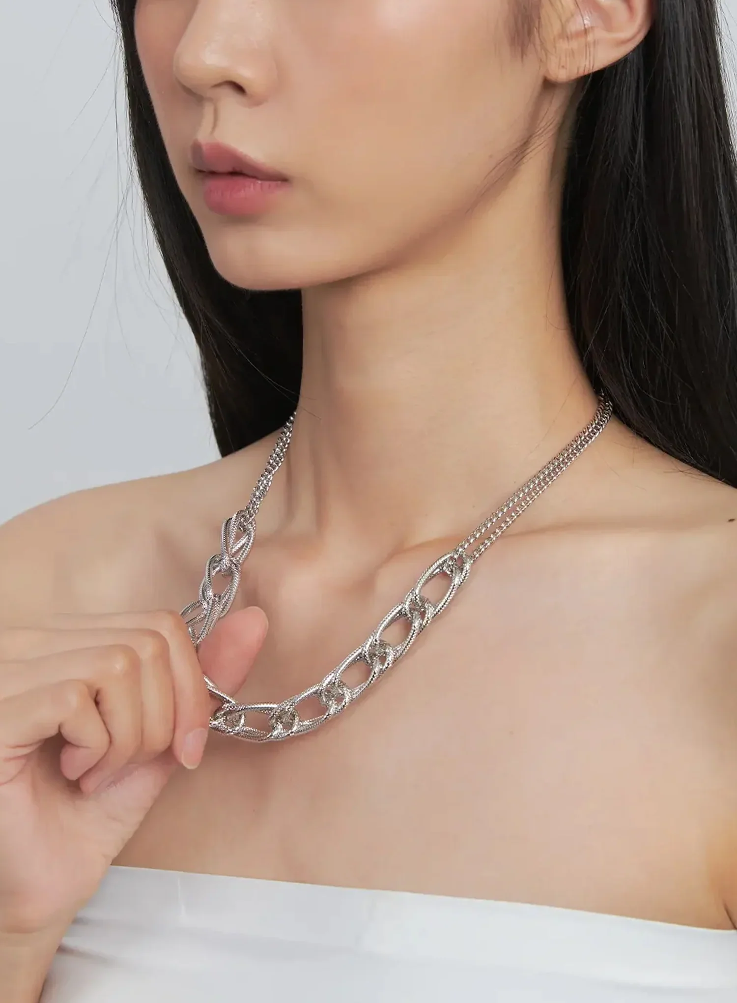 Bianca Bold Double Chain Necklace IU512 - Image 4