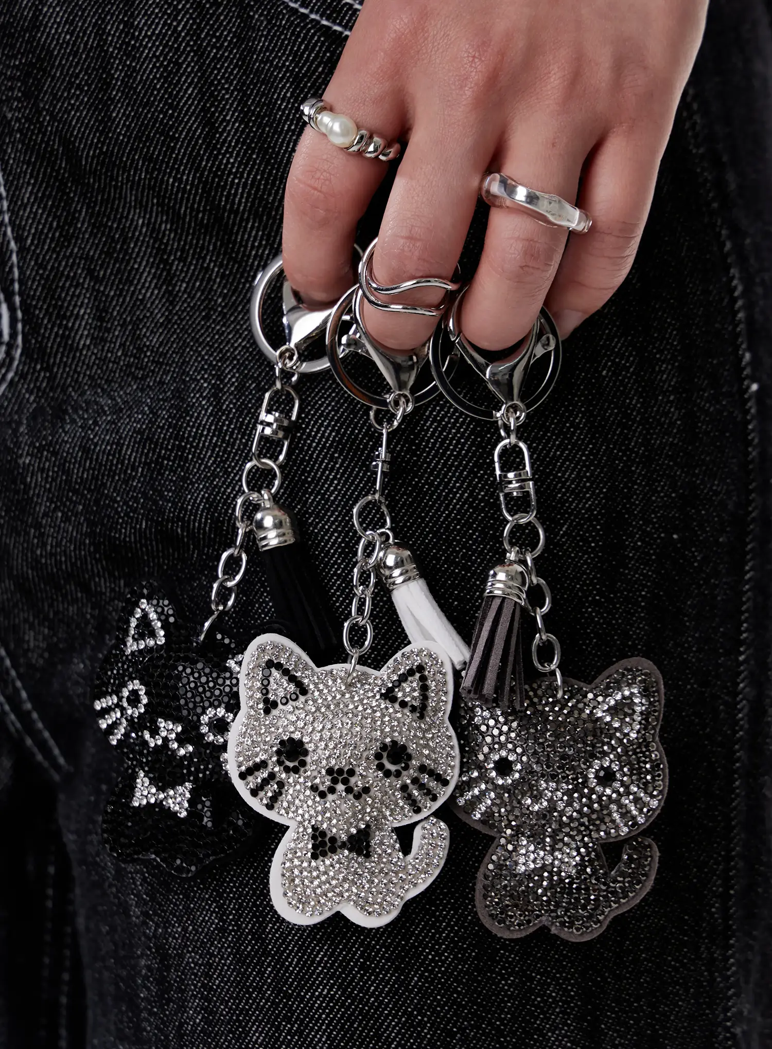 Black and White Rhinestone Ribbon Character Keychain IA524 - Image 6