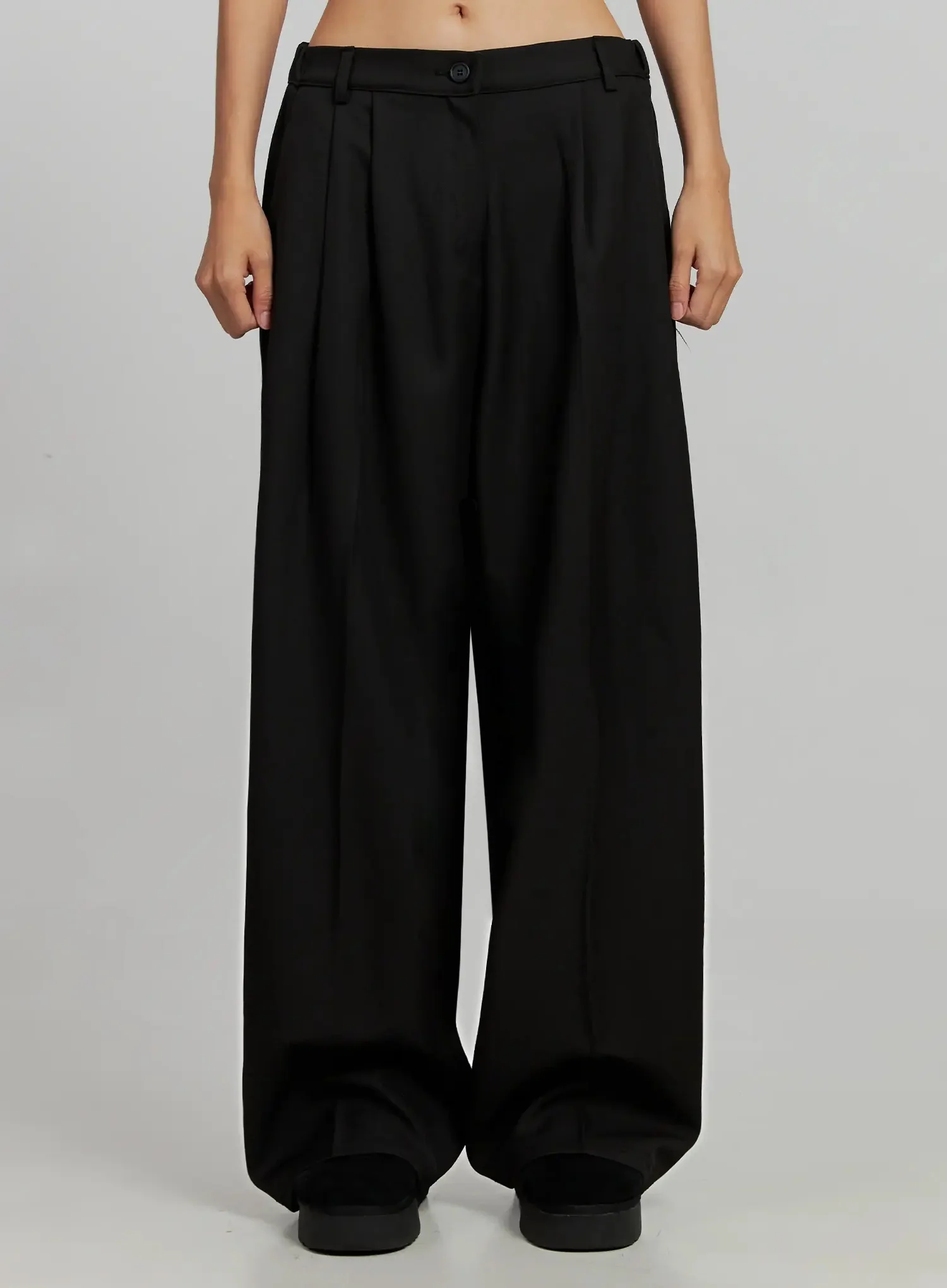 Black Oversized Slacks IJ505
