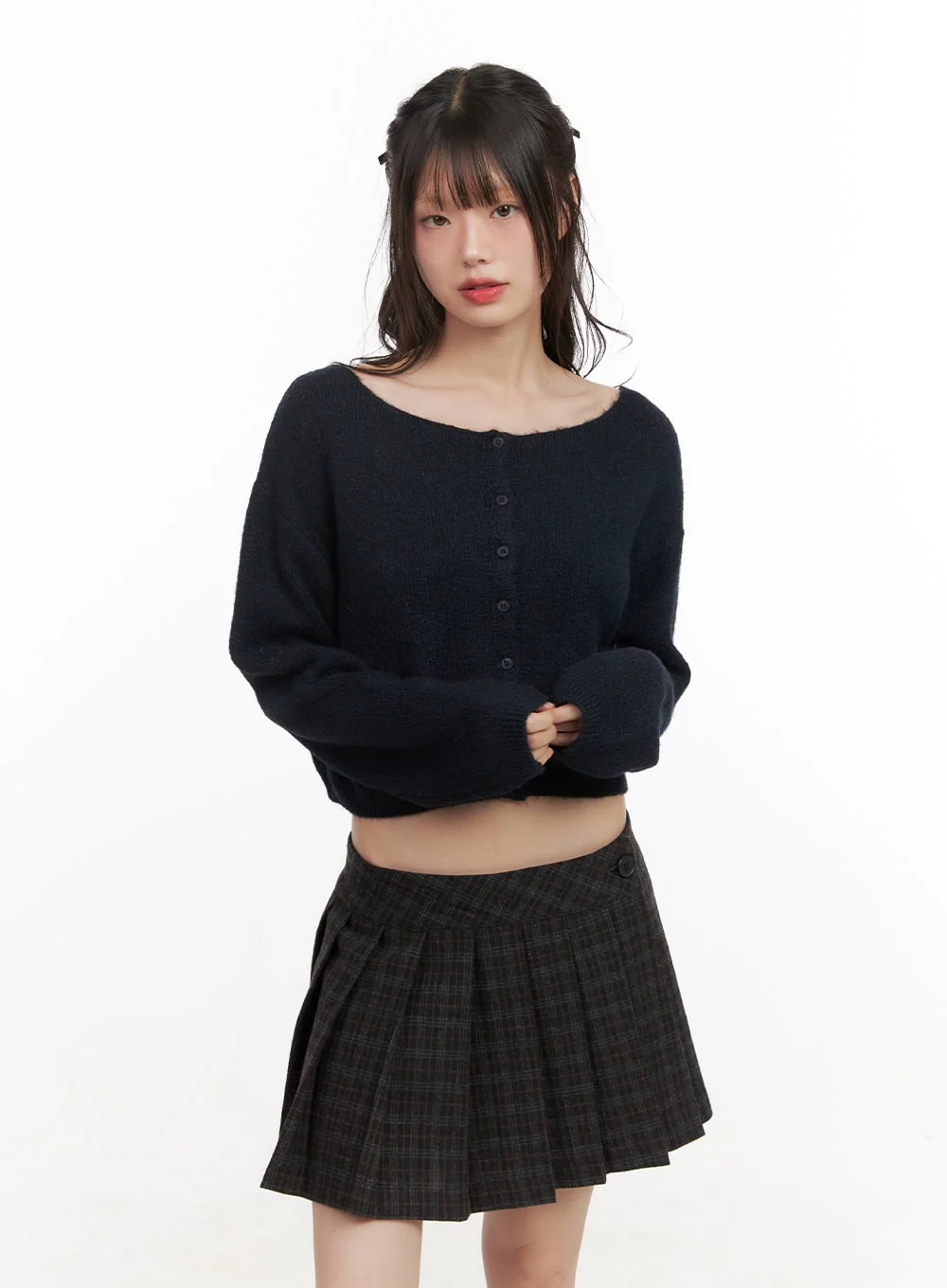 Boat-Neck Buttoned Knit Cardigan CJ501 - Image 10