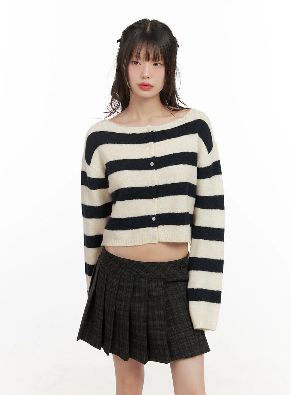 Boat-Neck Buttoned Knit Cardigan CJ501 - Image 11