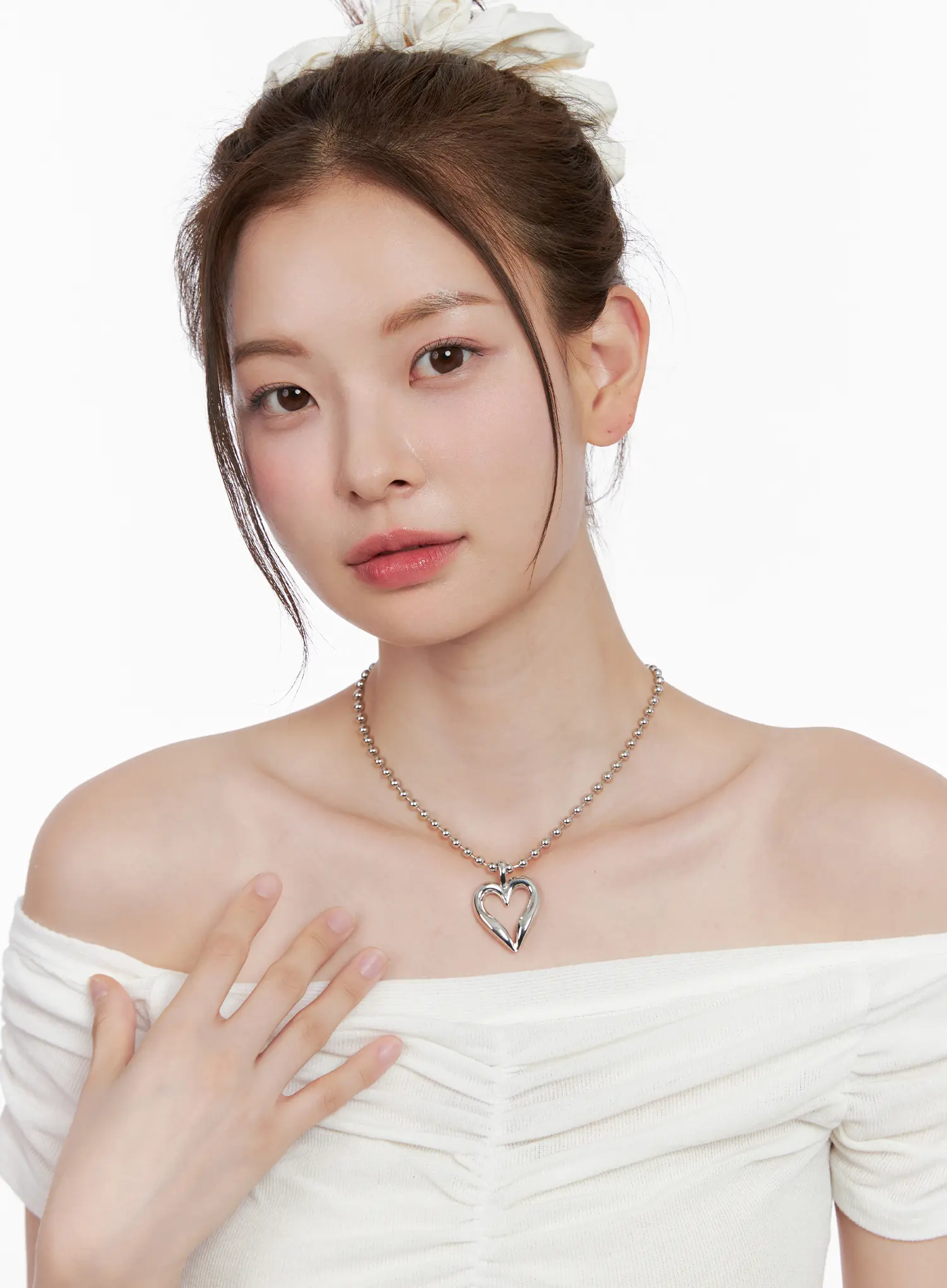 Bold Heart Necklace CL524 - Image 3