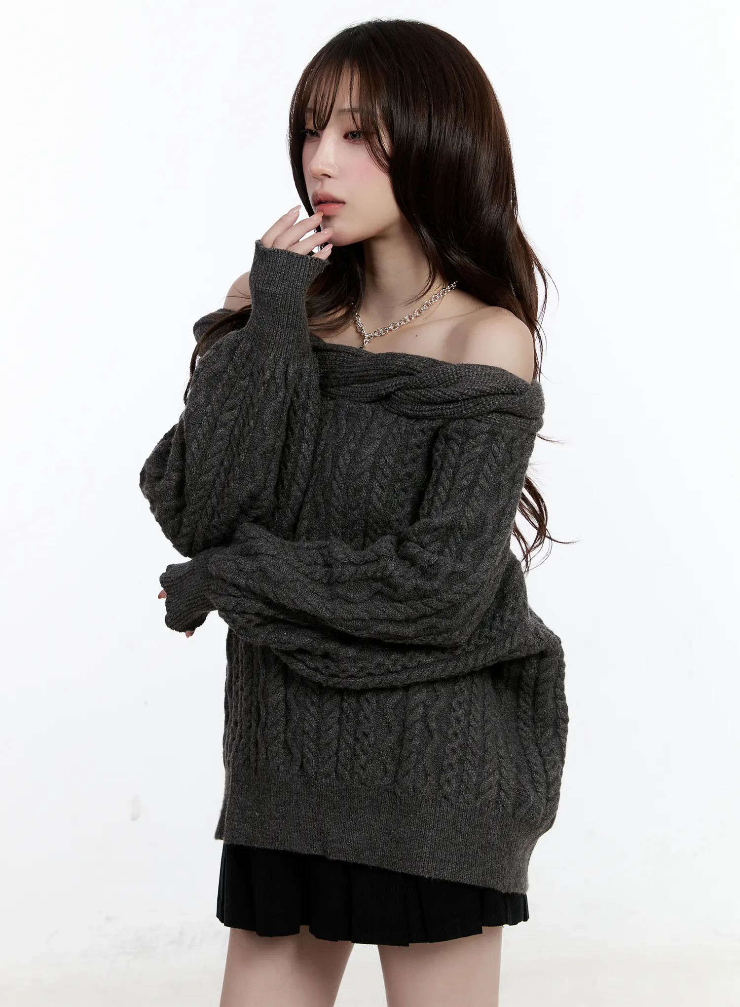 Cable Knit Off-Shoulder Sweater CN525