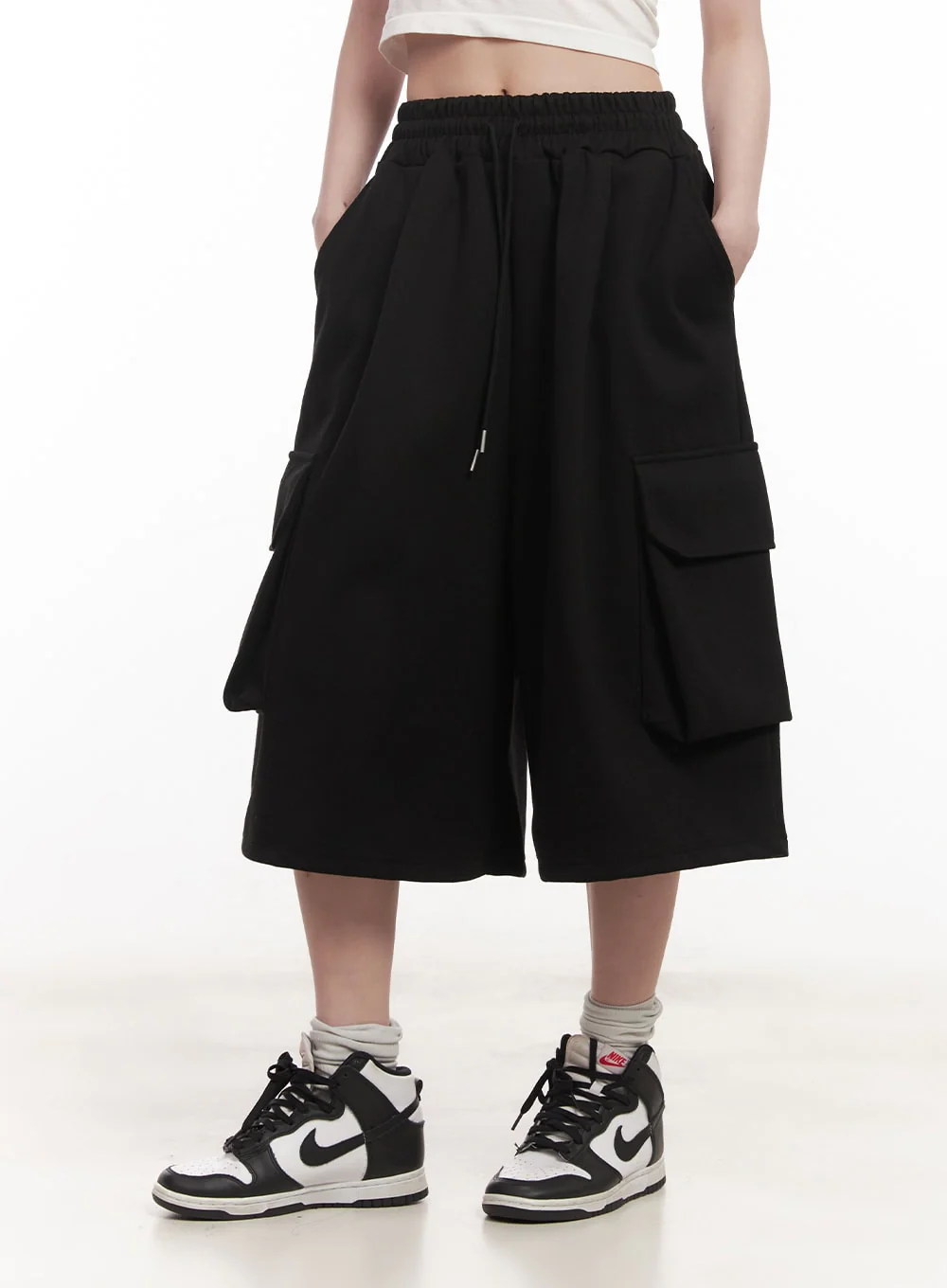 Cargo Oversized Bermuda Sweatshorts CM518 - Image 2