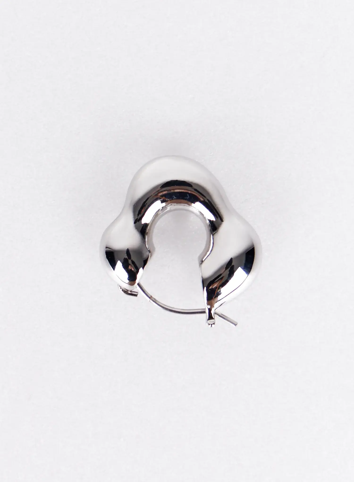 Chic Metallic Hoop Earrings IY520 - Image 5