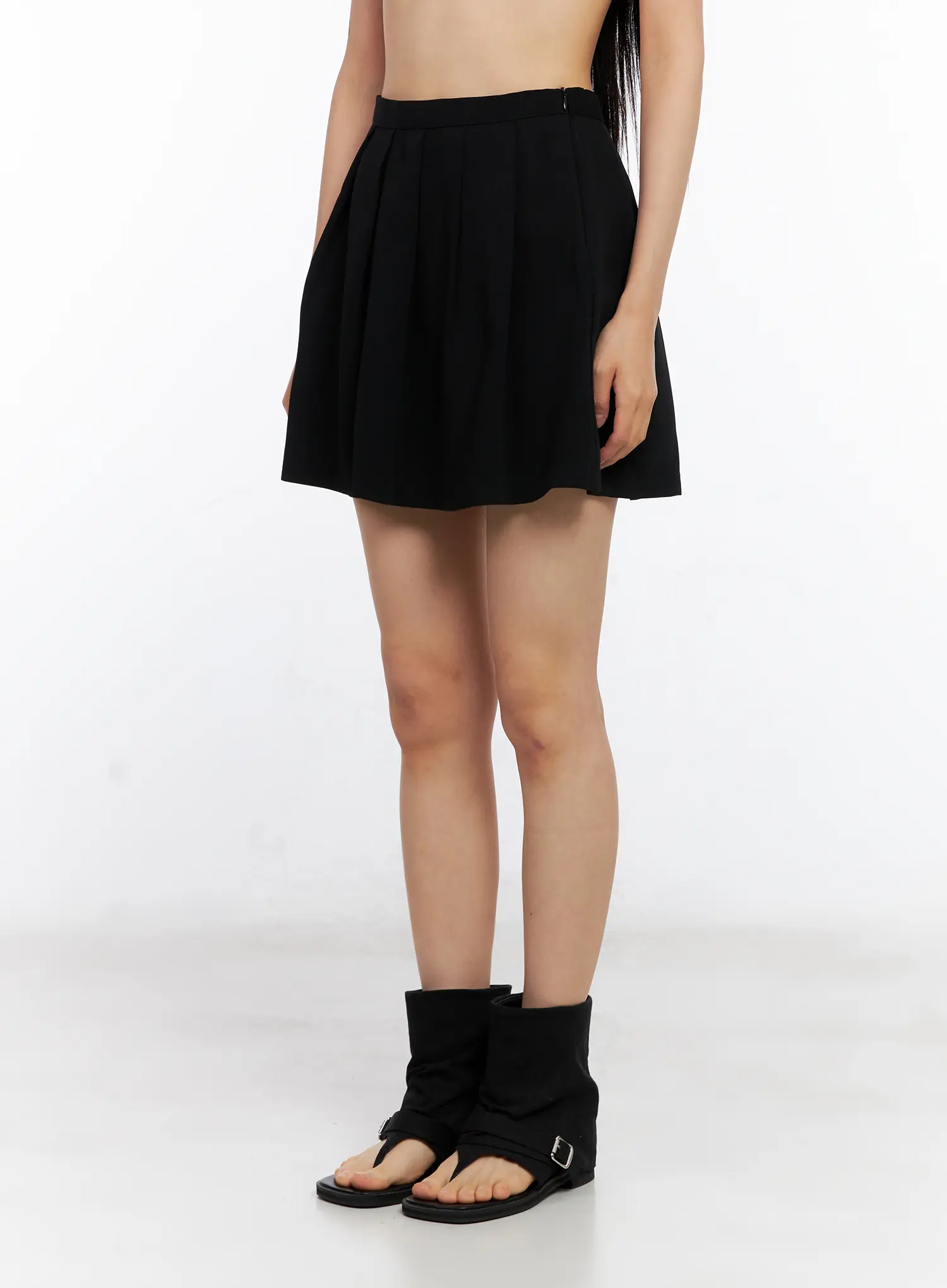 Chic Pleated Mini Skirt CL530 - Image 3
