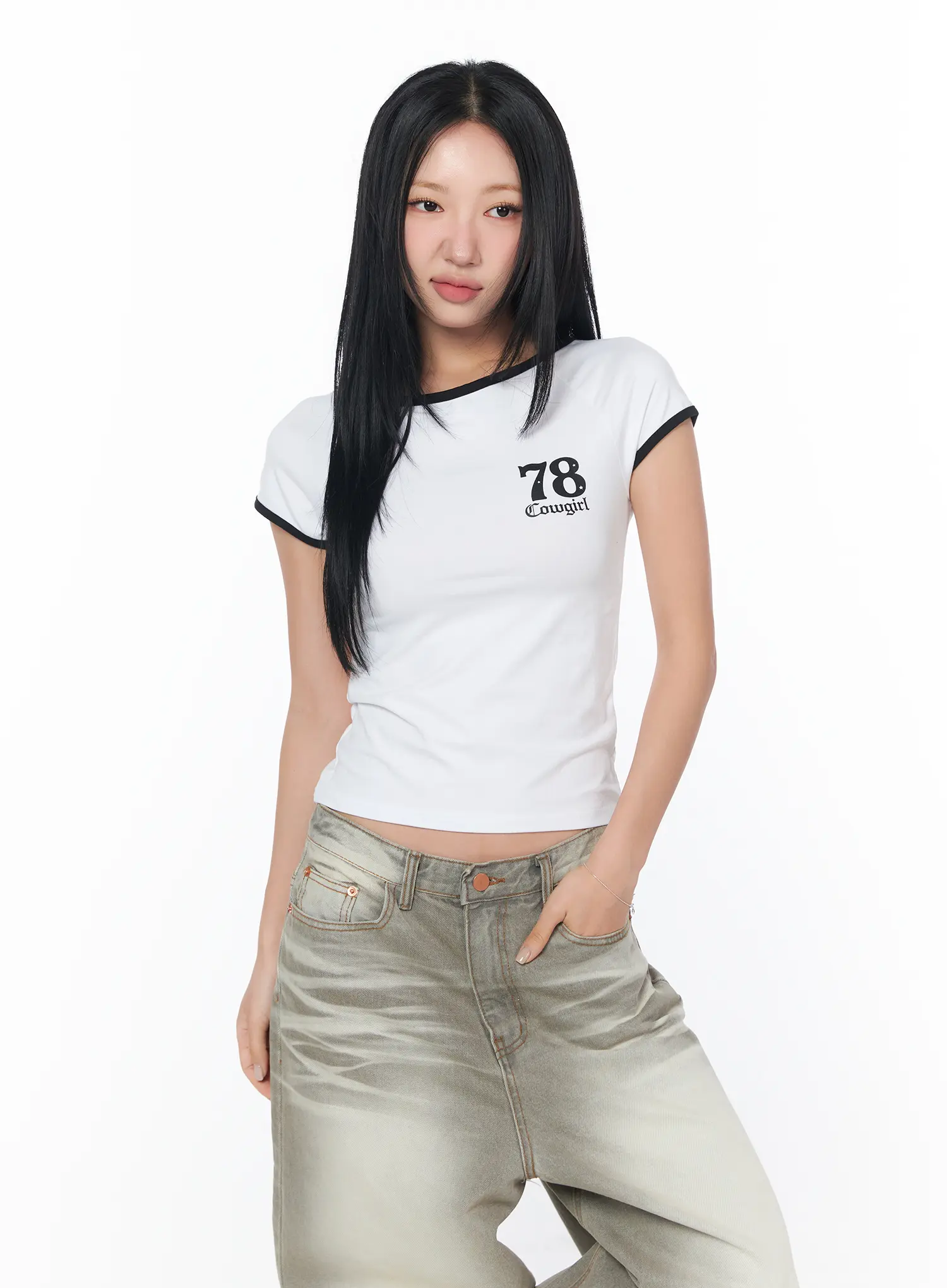 Chic Slim Fit Graphic Tee CY513 - Image 11