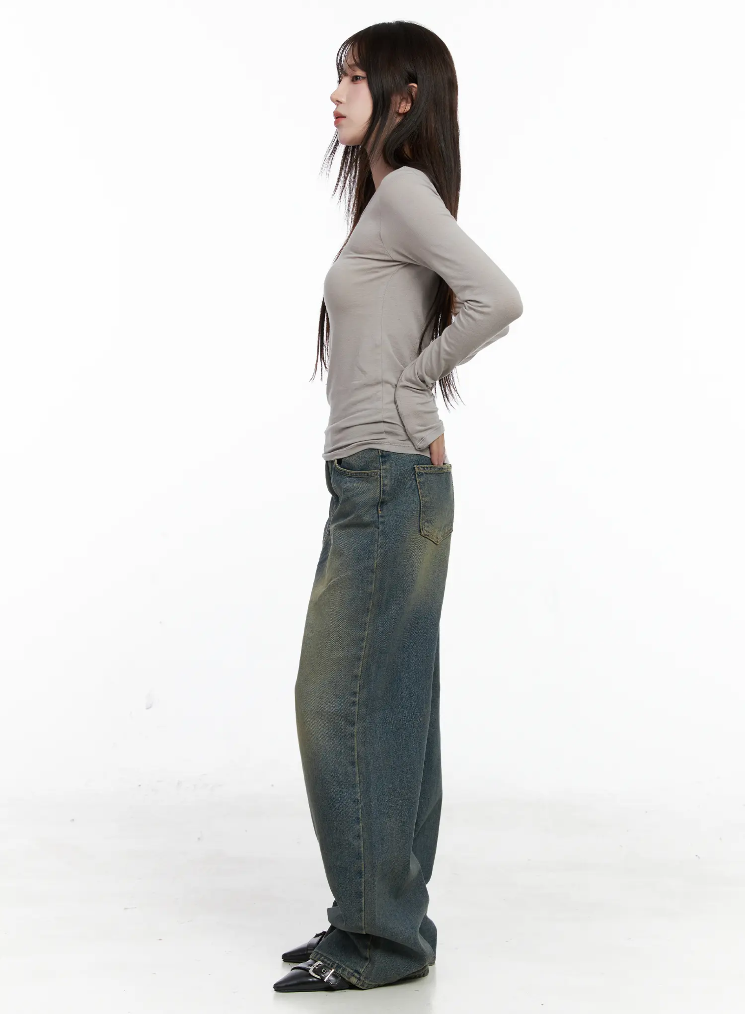 Classic U-Neck Long Sleeve Top CO520 - Image 4