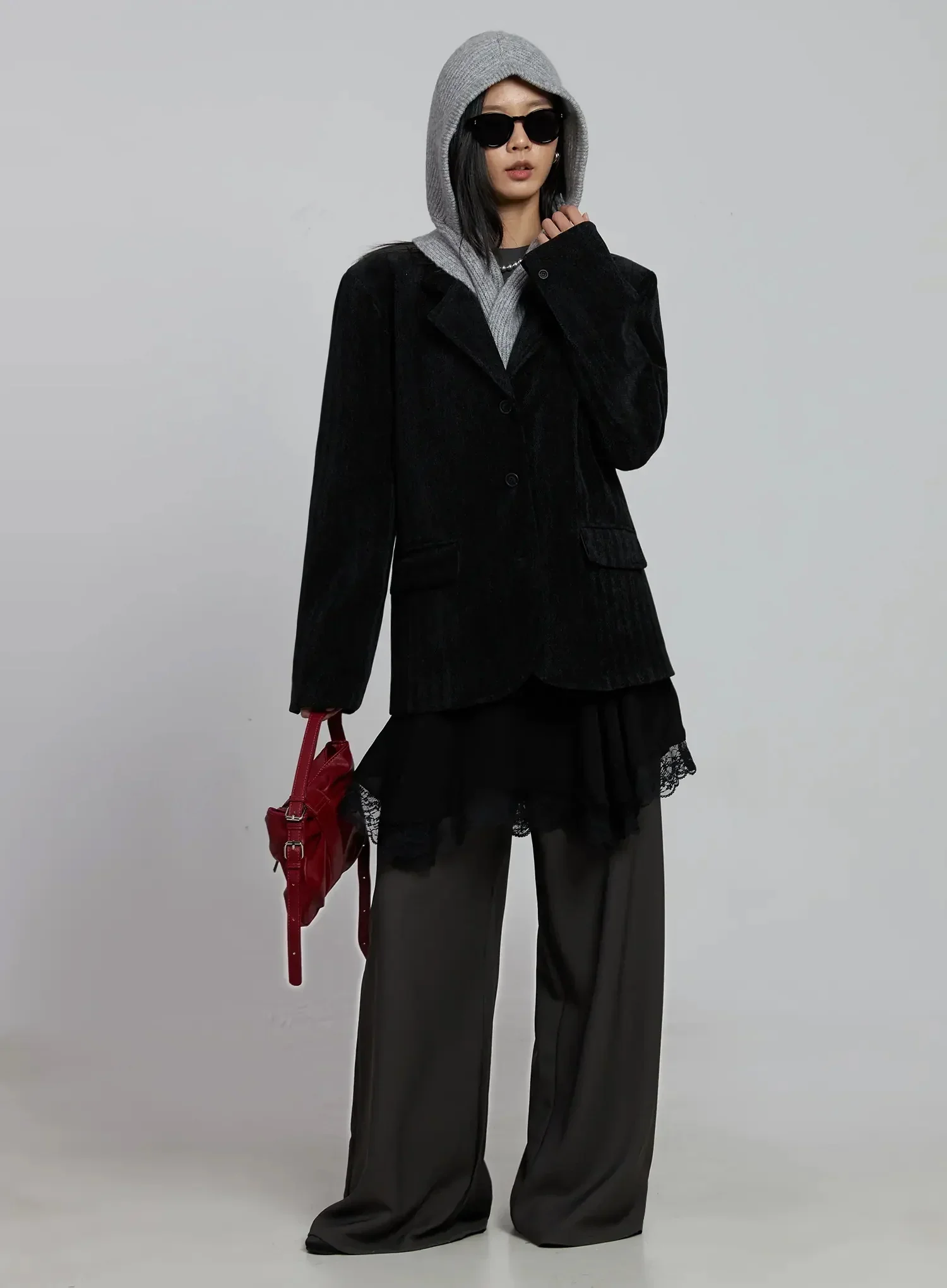 Classic Velvet Oversized Blazer IM520 - Image 13