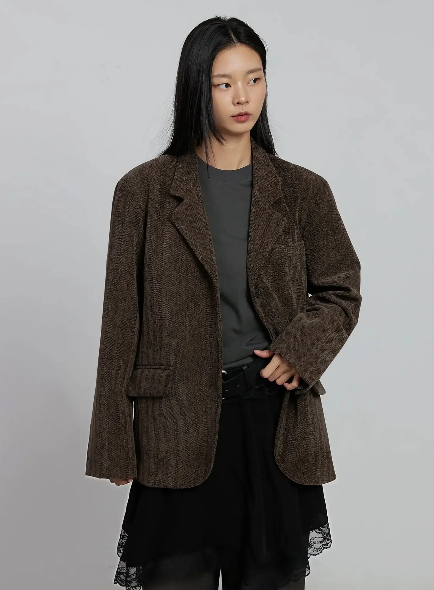 Classic Velvet Oversized Blazer IM520 - Image 2