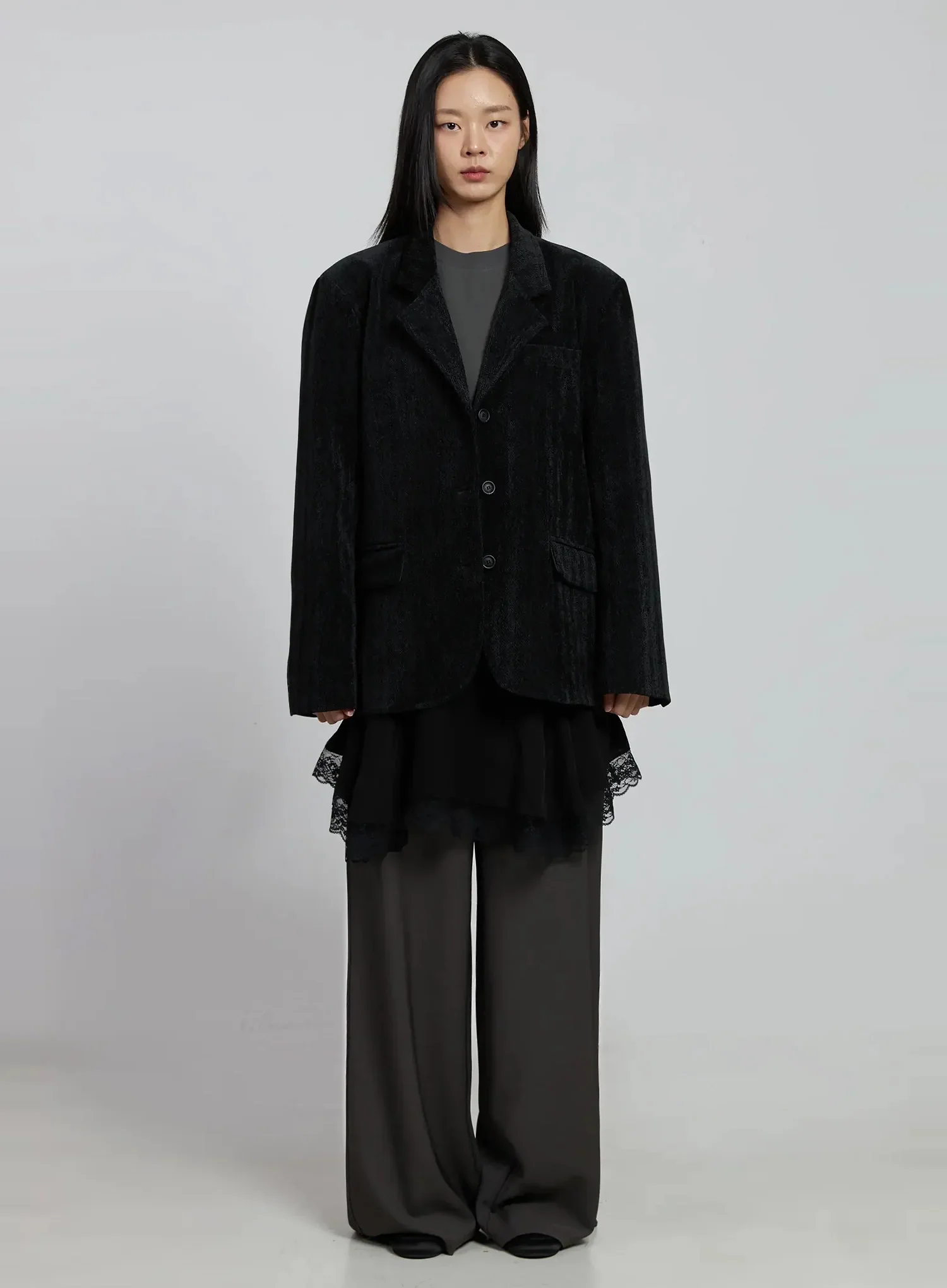 Classic Velvet Oversized Blazer IM520 - Image 9