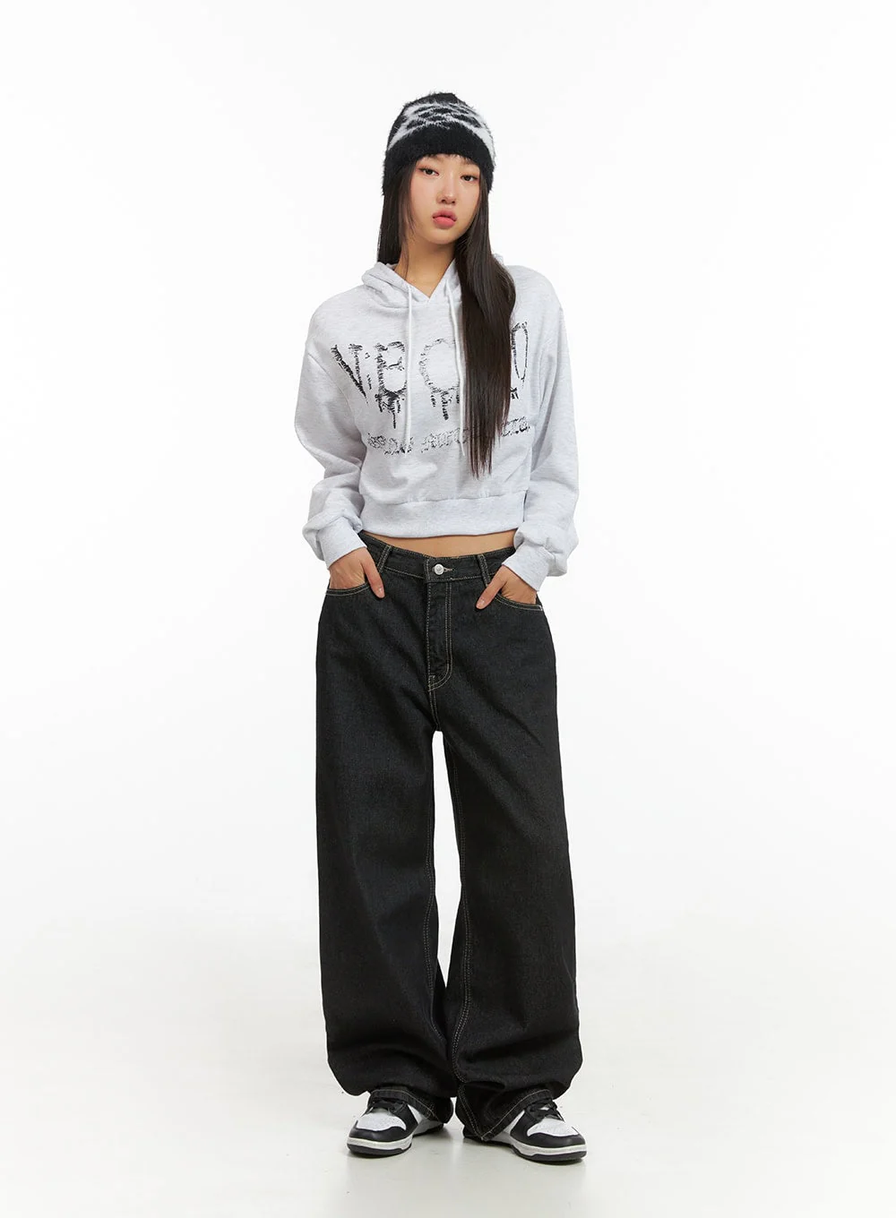 Clover Stitched Baggy Jeans IS402 - Image 3