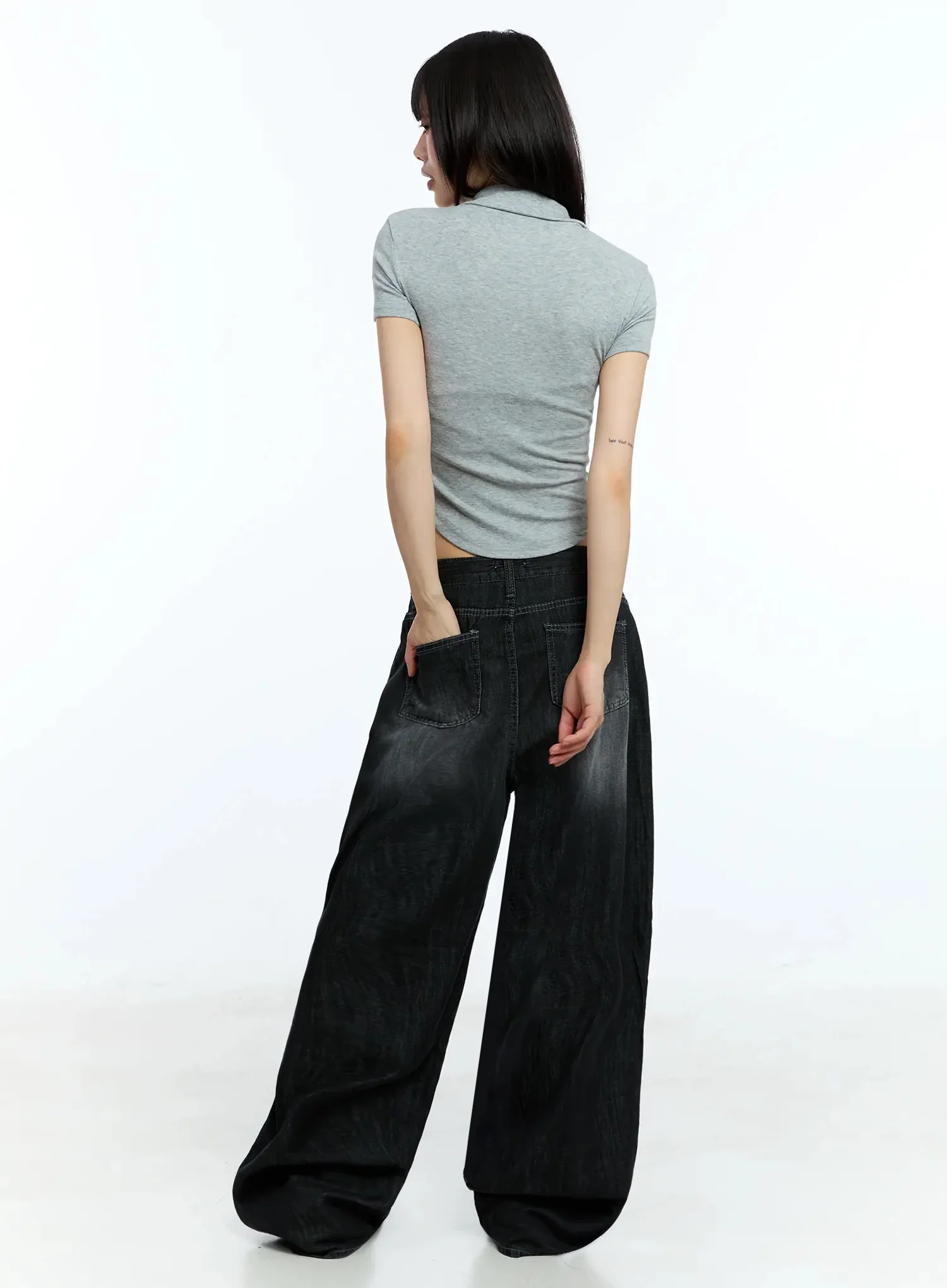 Collared Slim-Fit Tee IU524 - Image 13
