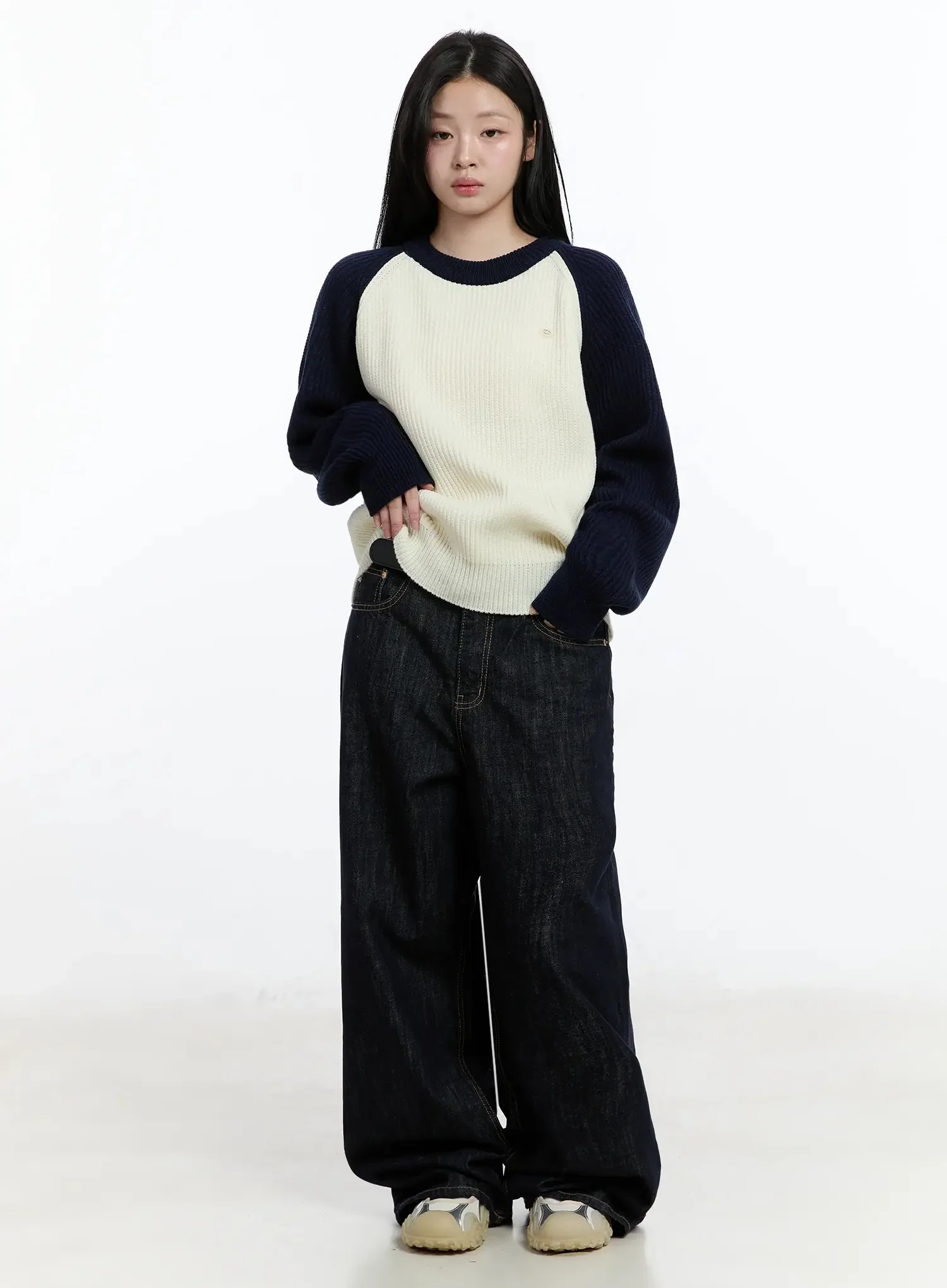 Colorblock Knit Sweater IM519 - Image 10