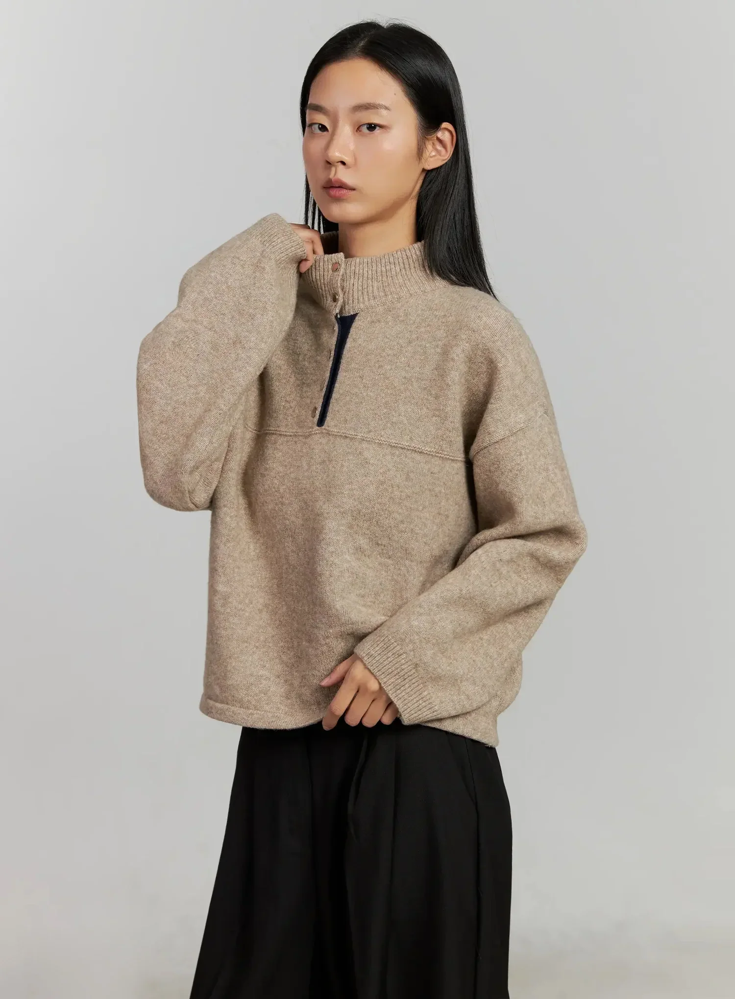 Contrast Collar Knit Top IJ505 - Image 14