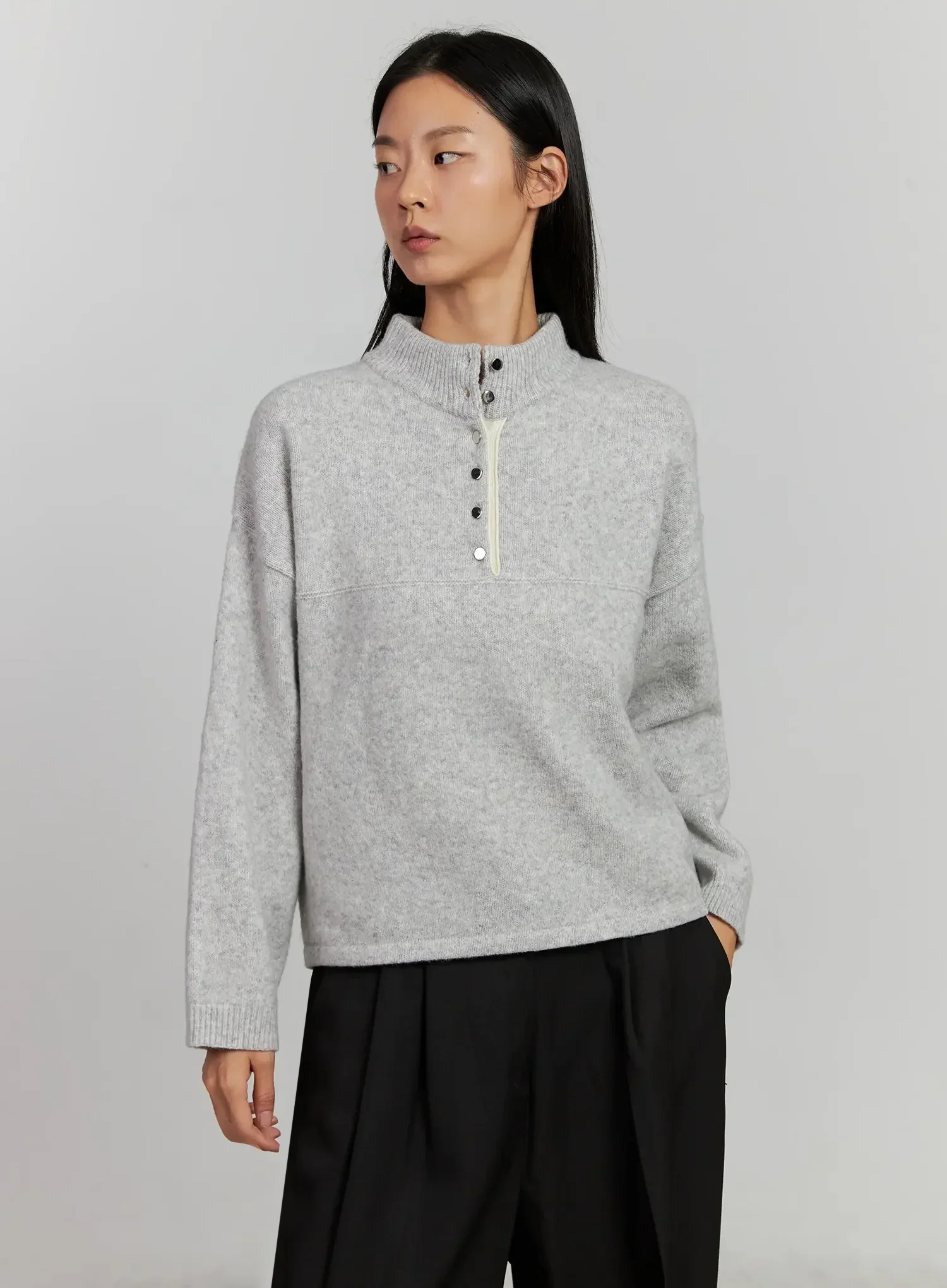 Contrast Collar Knit Top IJ505 - Image 2