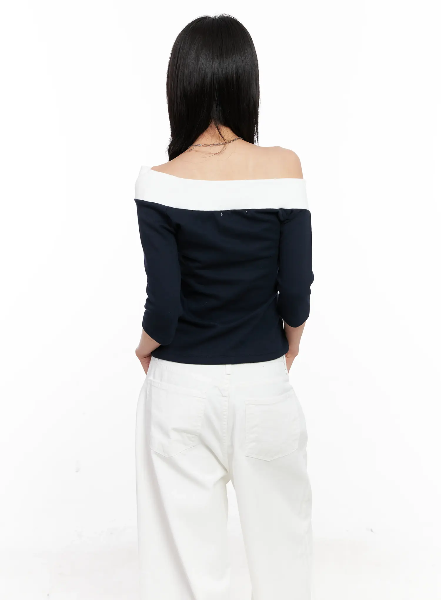 Contrast Number Off-Shoulder Tee CL525 - Image 8