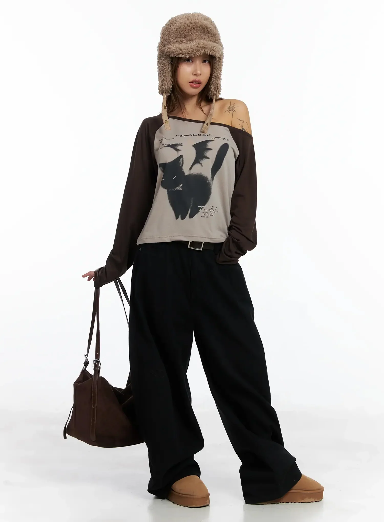 Contrasting Graphic One-Shoulder Top IN528