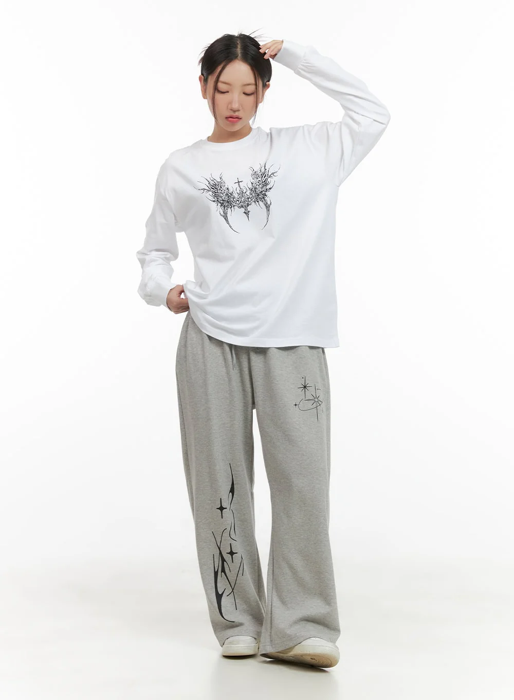 Cozy Banded Graphic Sweatpants CG423 - Image 2