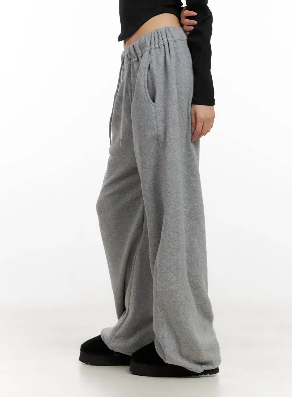 Cozy Wide-Fit Sweatpants CN416 - Image 3