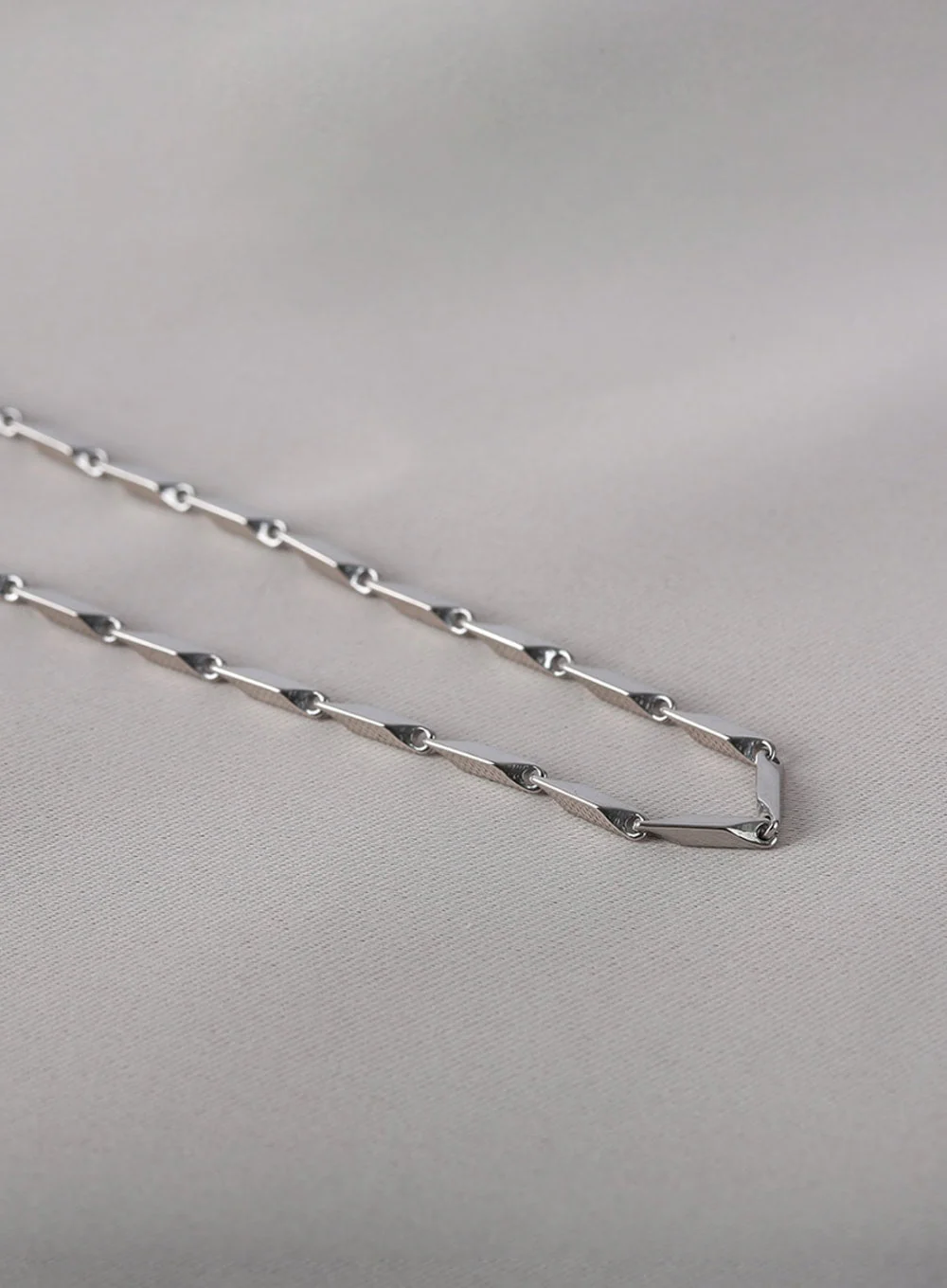 Cut Chain Bold Necklace IL403 - Image 3