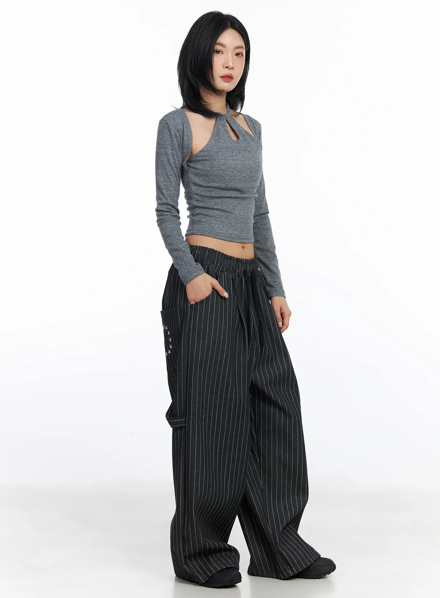 Cut-Out Halter Crop Top CJ523 - Image 7