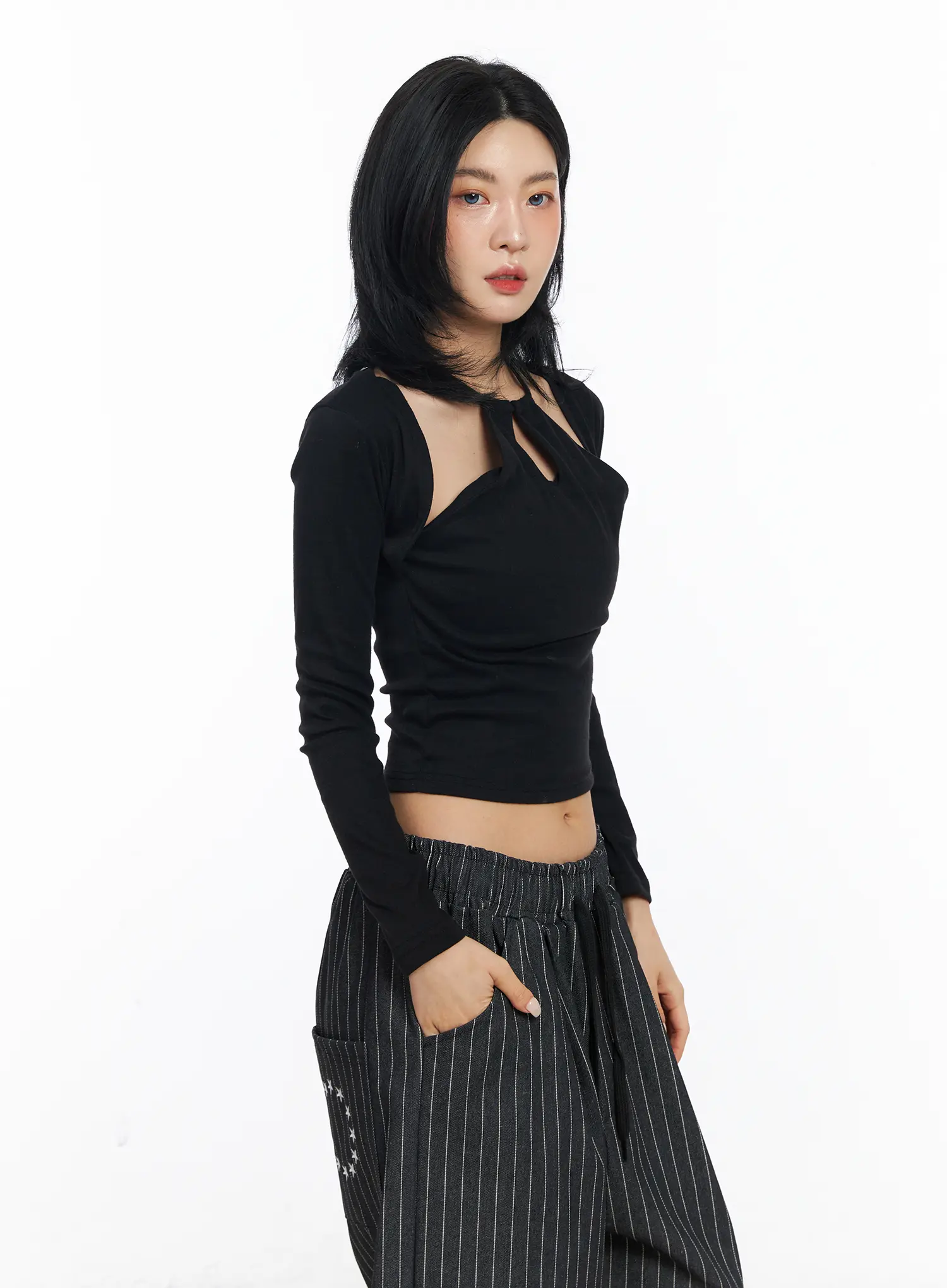 Cut-Out Halter Crop Top CJ523 - Image 9