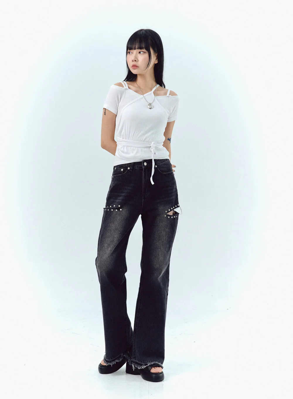 Cut Out Jeans IU330 - Image 2