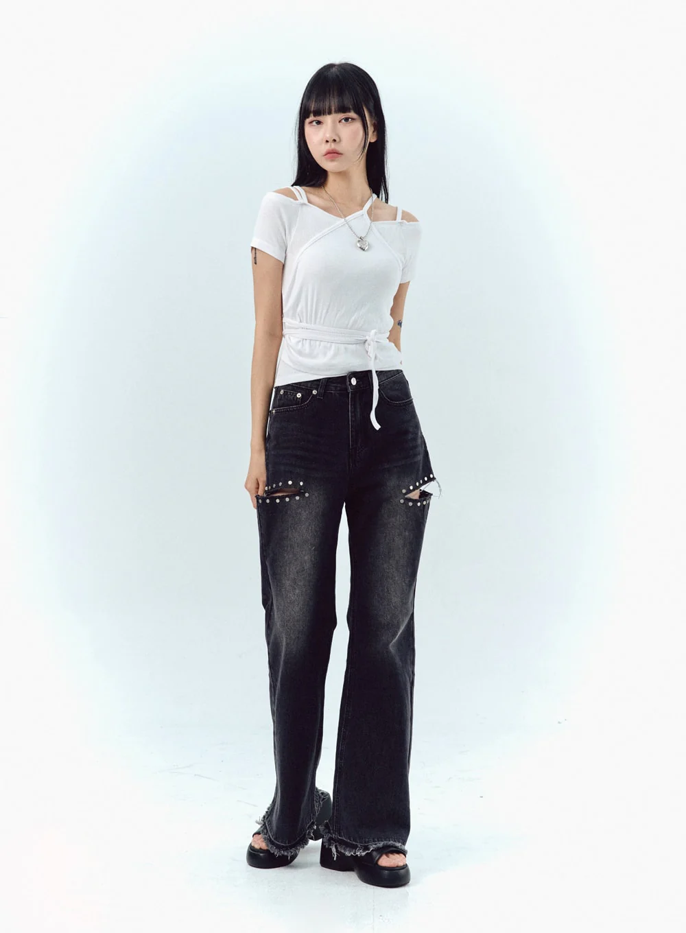 Cut Out Jeans IU330 - Image 3