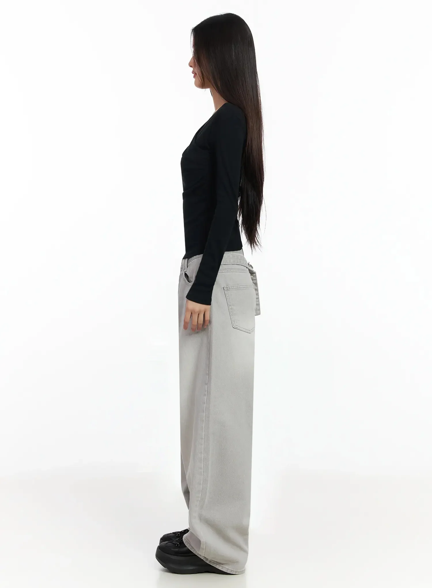 Draped V-Neck Long Sleeve Top IA508 - Image 11