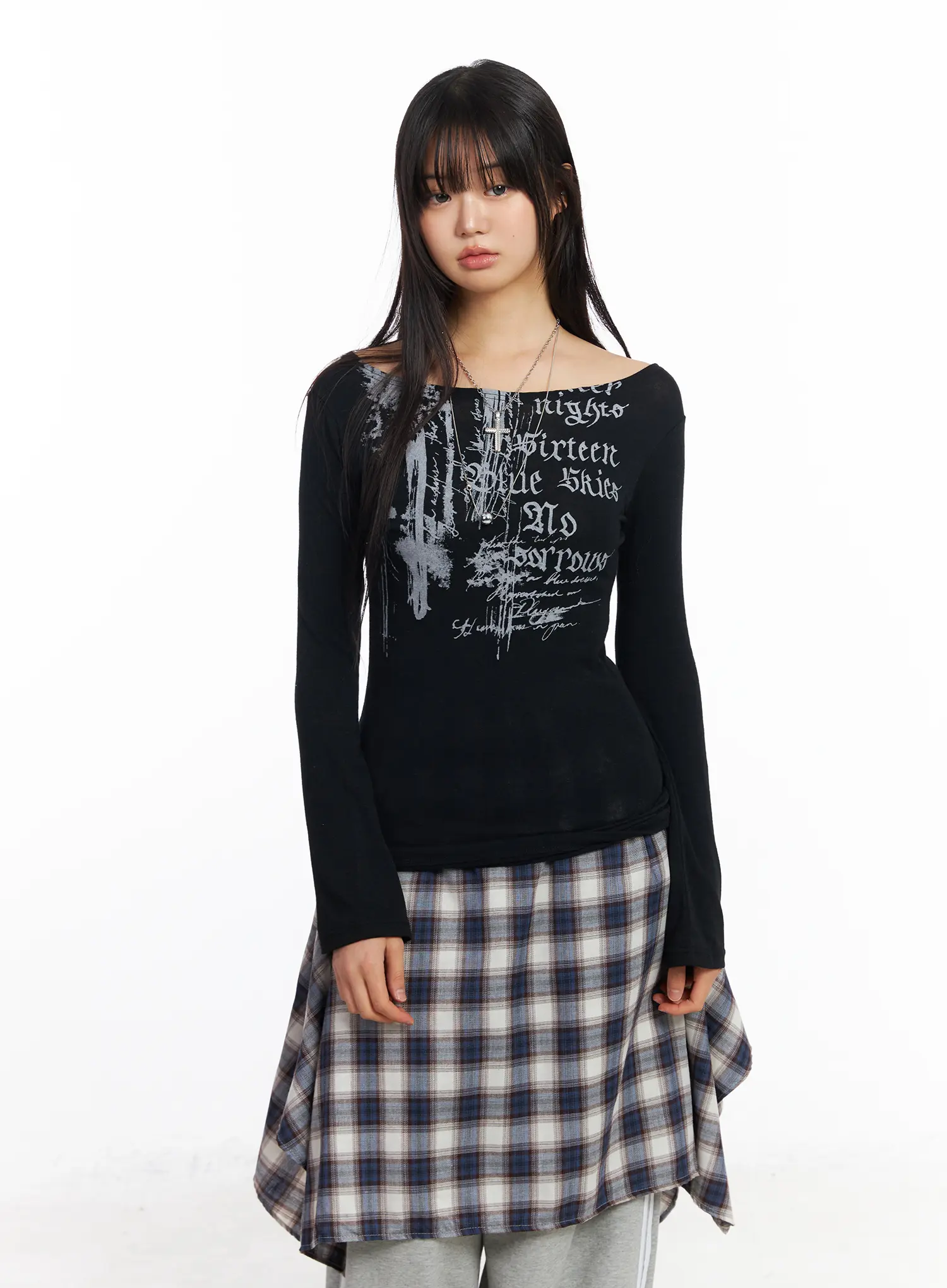 Edgy Boat Neck Graphic Long Sleeve Tee CF506 - Image 10