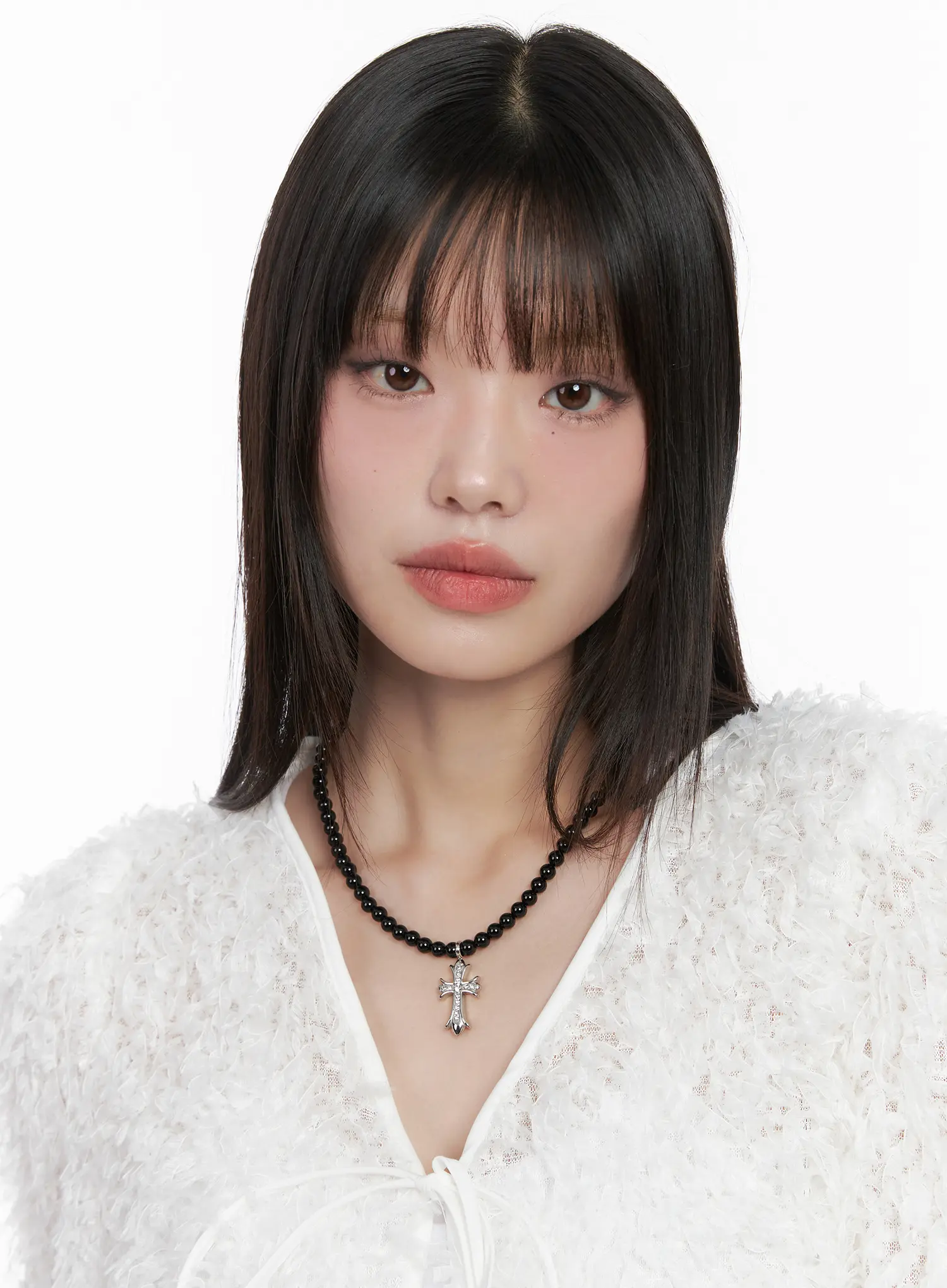 Elegant Beaded Pendant Necklace (Black) CN511 - Image 3