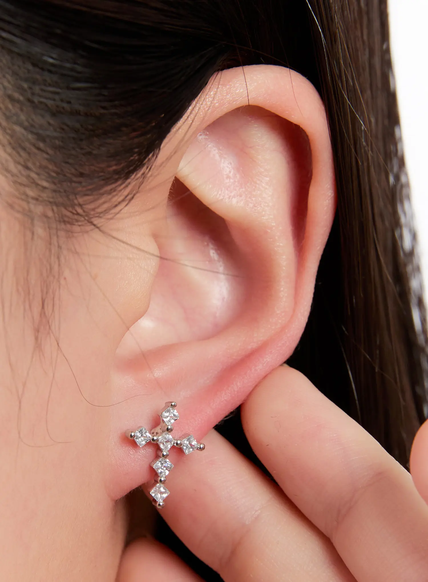 Elegant Cross Stud Earrings IN528 - Image 2