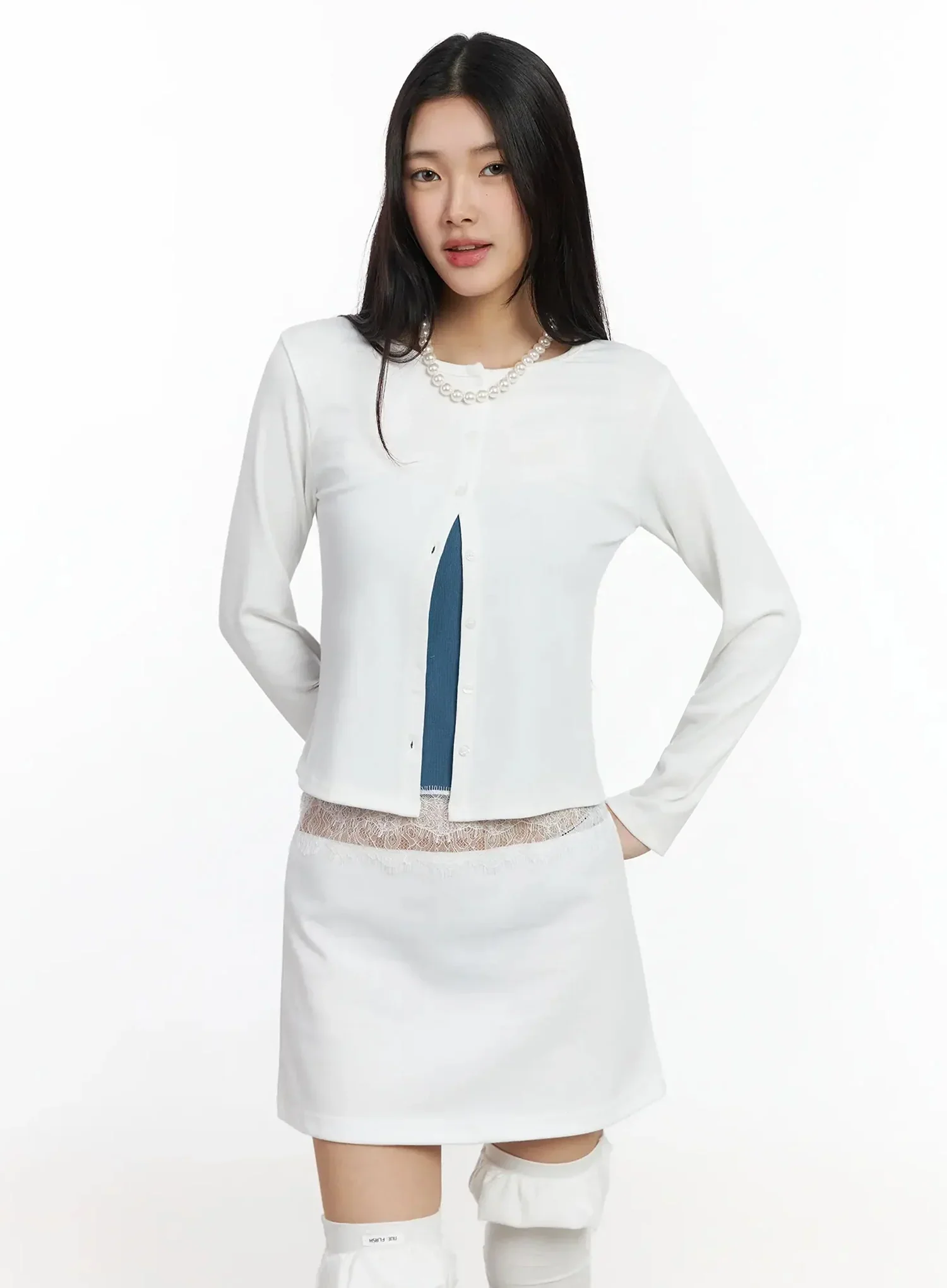 Elegant Round Neck Lace Trim Cardigan IM530 - Image 2