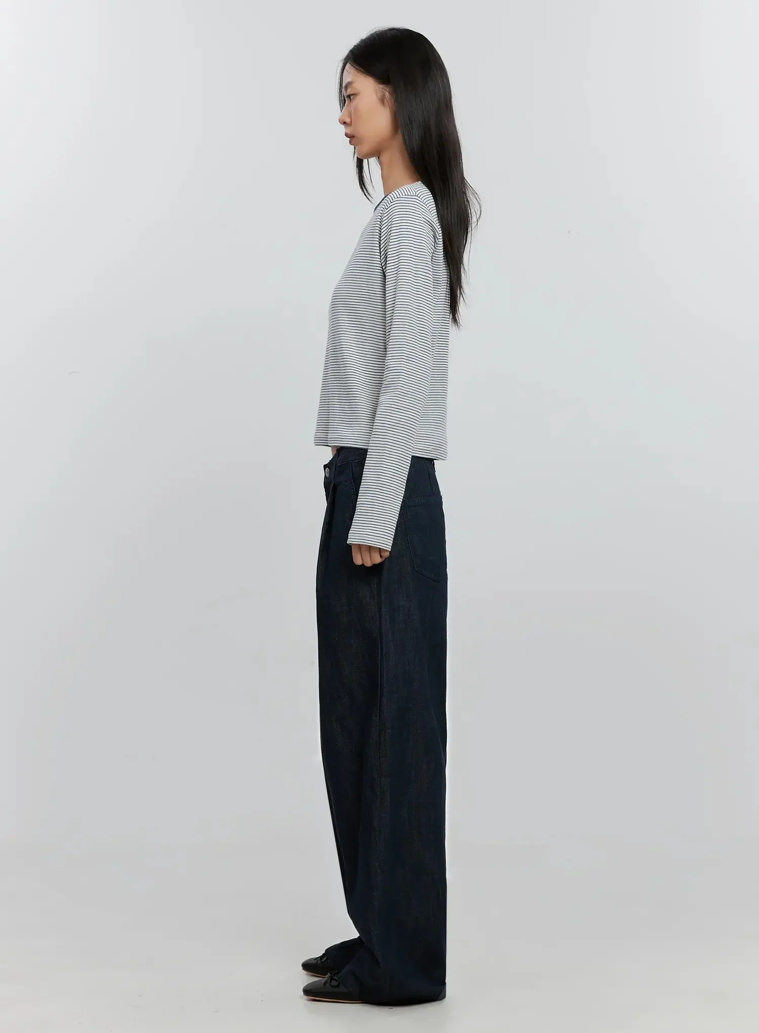 Elio Pintuck Wide-Leg Jeans IS516 - Image 11