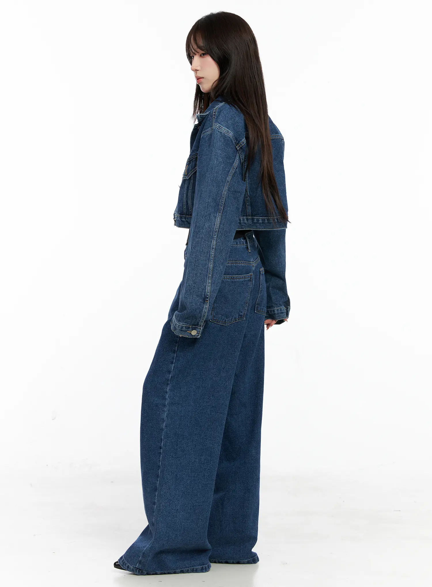 Eliza Seam Detail Relaxed Bootcut Jeans CO521 - Image 4