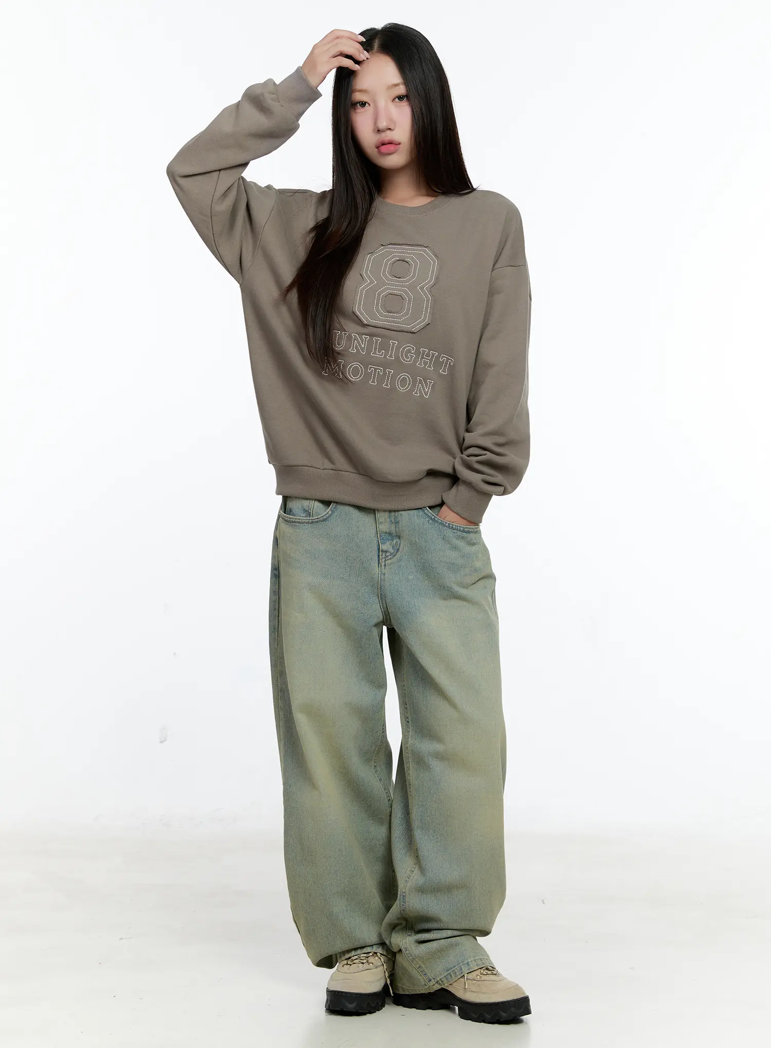Embroidered Graphic Oversized Sweatshirt CS518 - Image 3