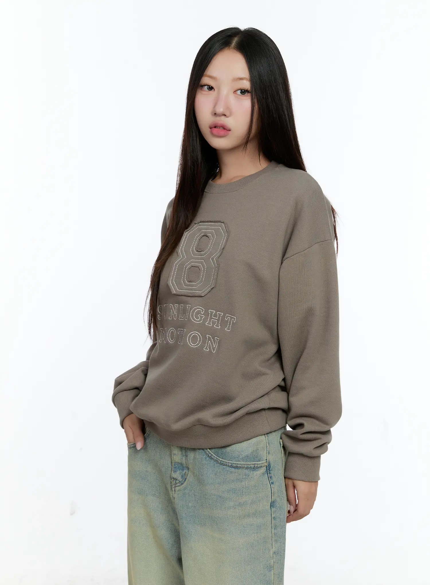 Embroidered Graphic Oversized Sweatshirt CS518 - Image 6