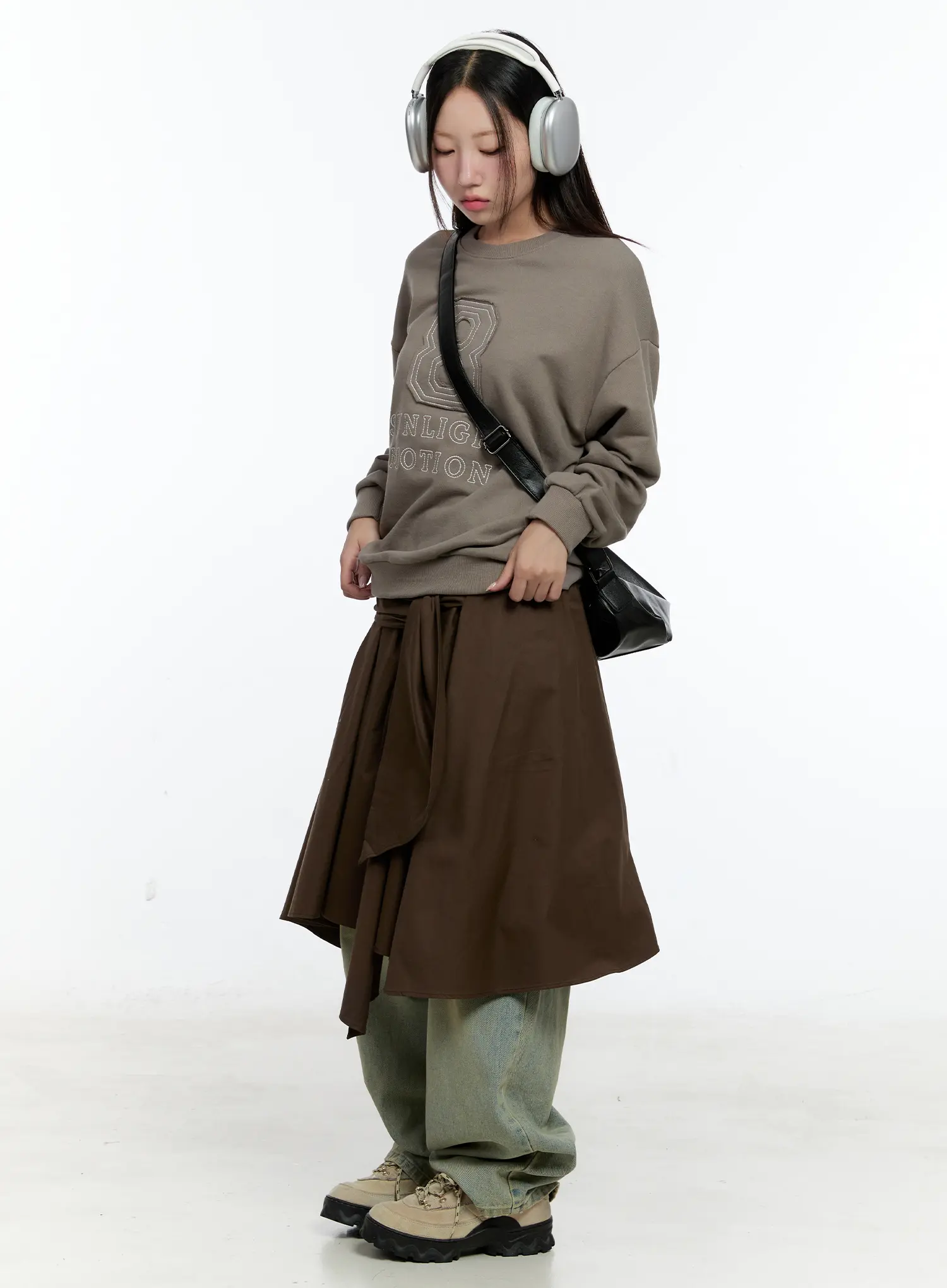 Embroidered Graphic Oversized Sweatshirt CS518 - Image 7