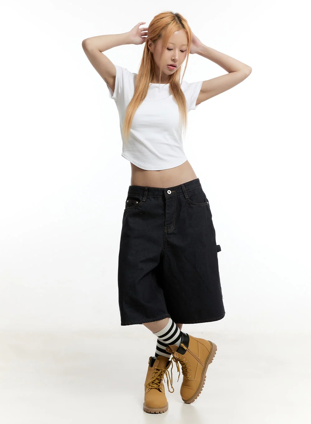 Essential Backless Crop Top CY501 - Image 4