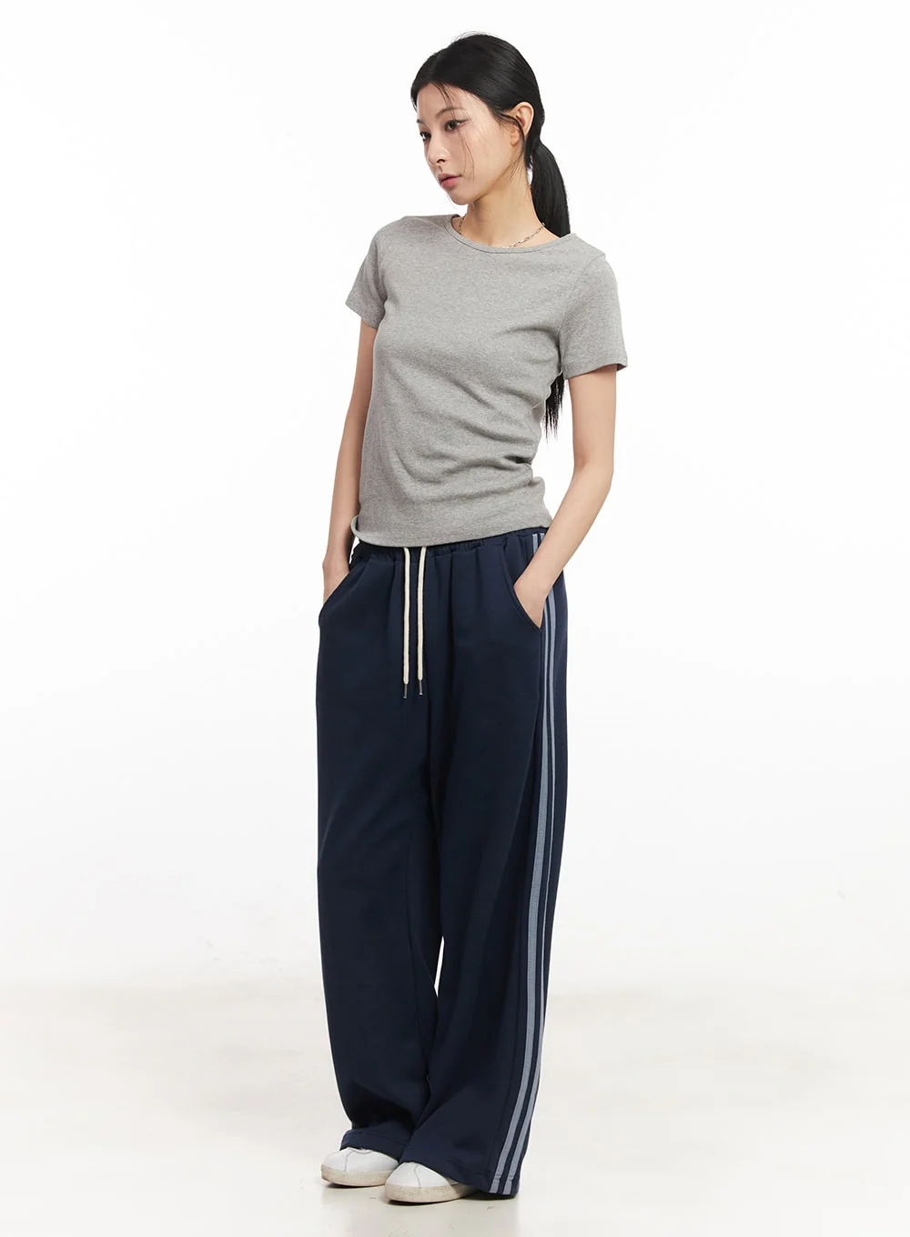 Essential Cotton U-Neck Top CA516 - Image 2