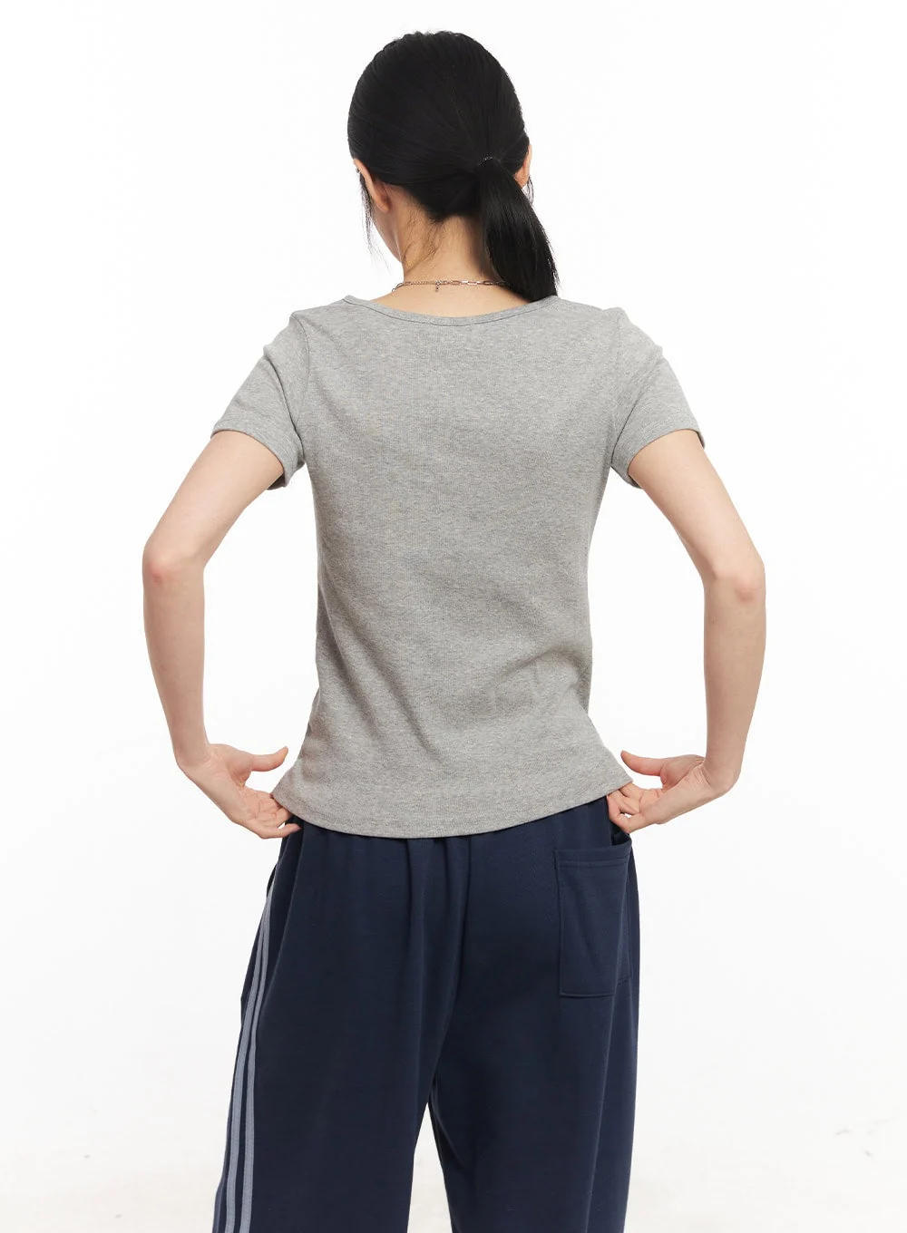 Essential Cotton U-Neck Top CA516 - Image 5